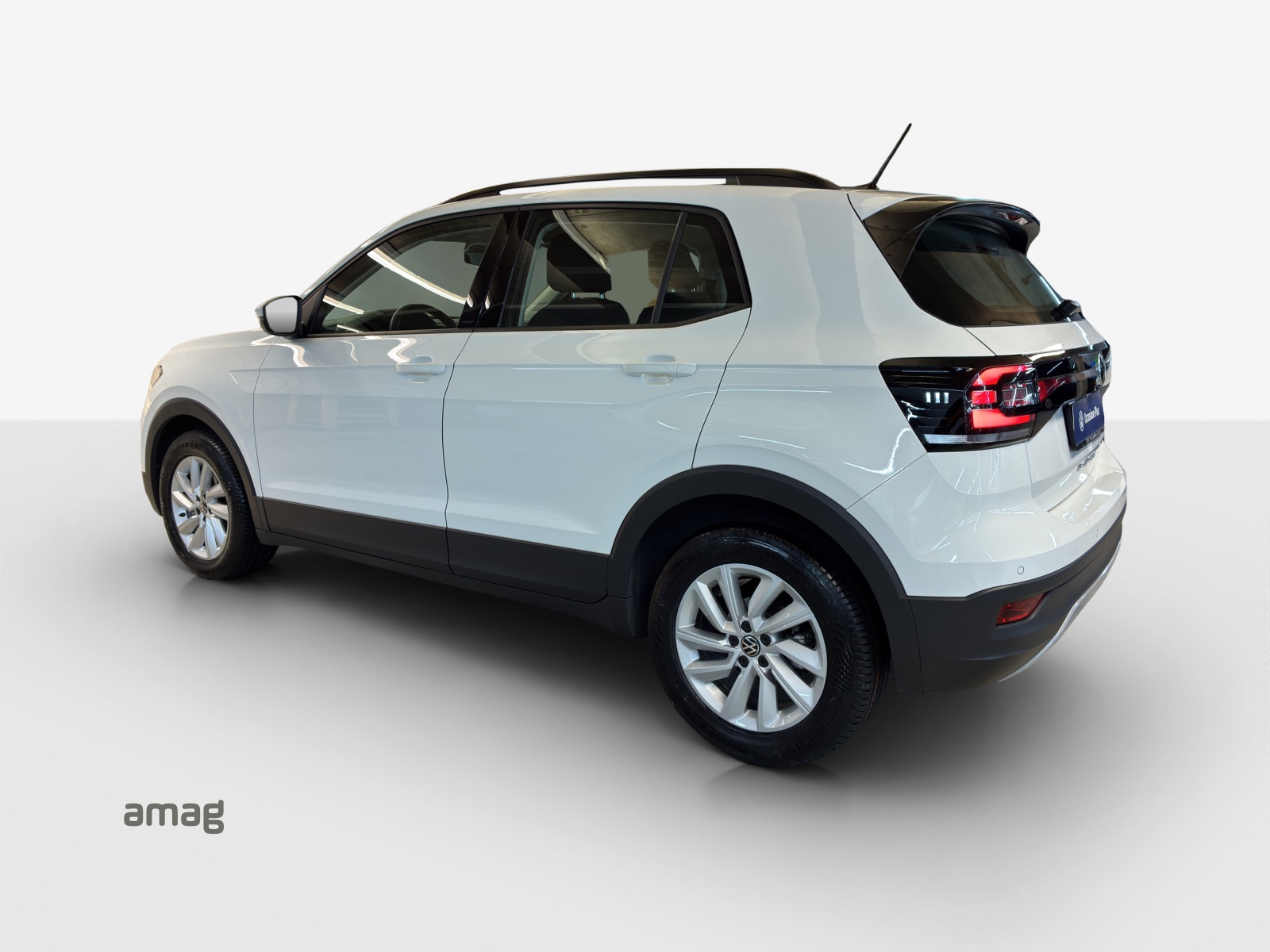 VW T-Cross 1.0 TSI Life Limited DSG-image-2