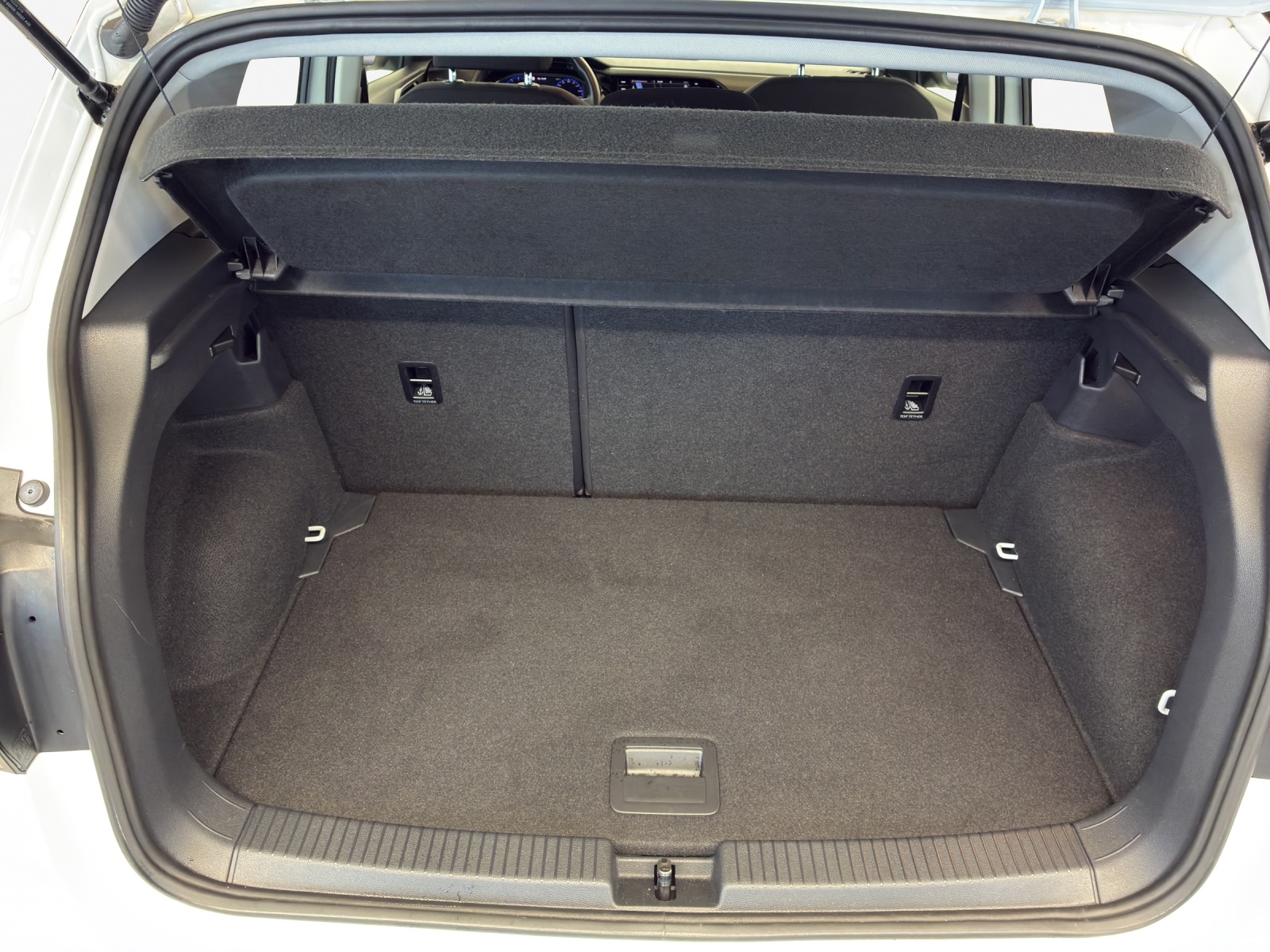 VW T-Cross 1.0 TSI Life Limited DSG-image-12