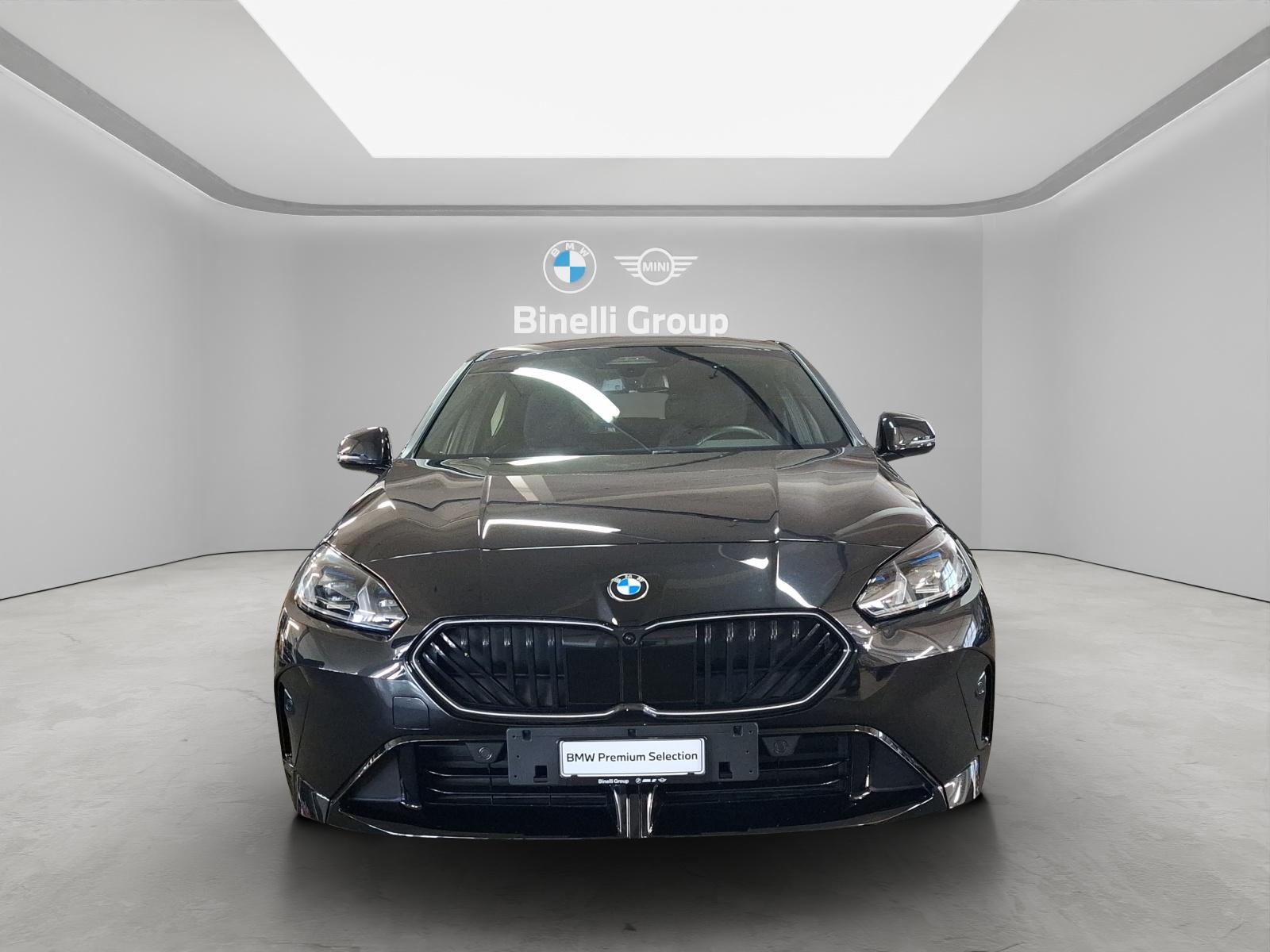 BMW 1er Reihe F70 123 xDrive-image-1