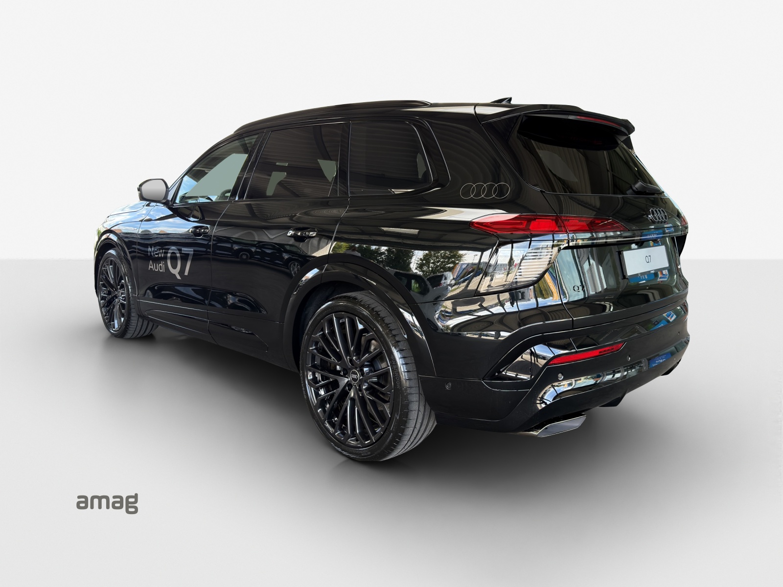 AUDI Q7 SUV TDI quattro 220 kW-image-2