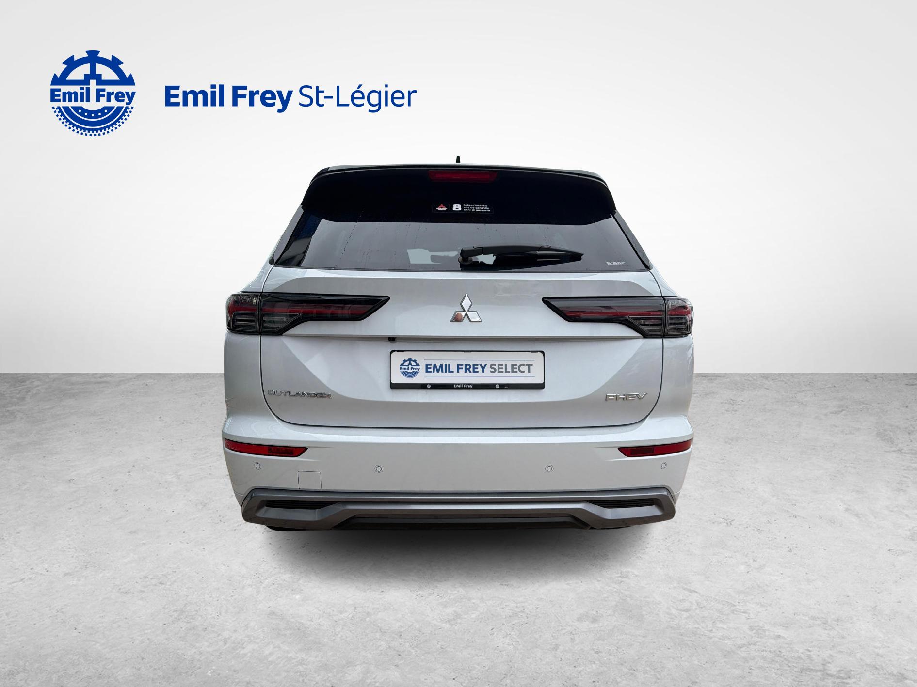 MITSUBISHI Outlander 2.4 PHEV Instyle 4x4-image-3