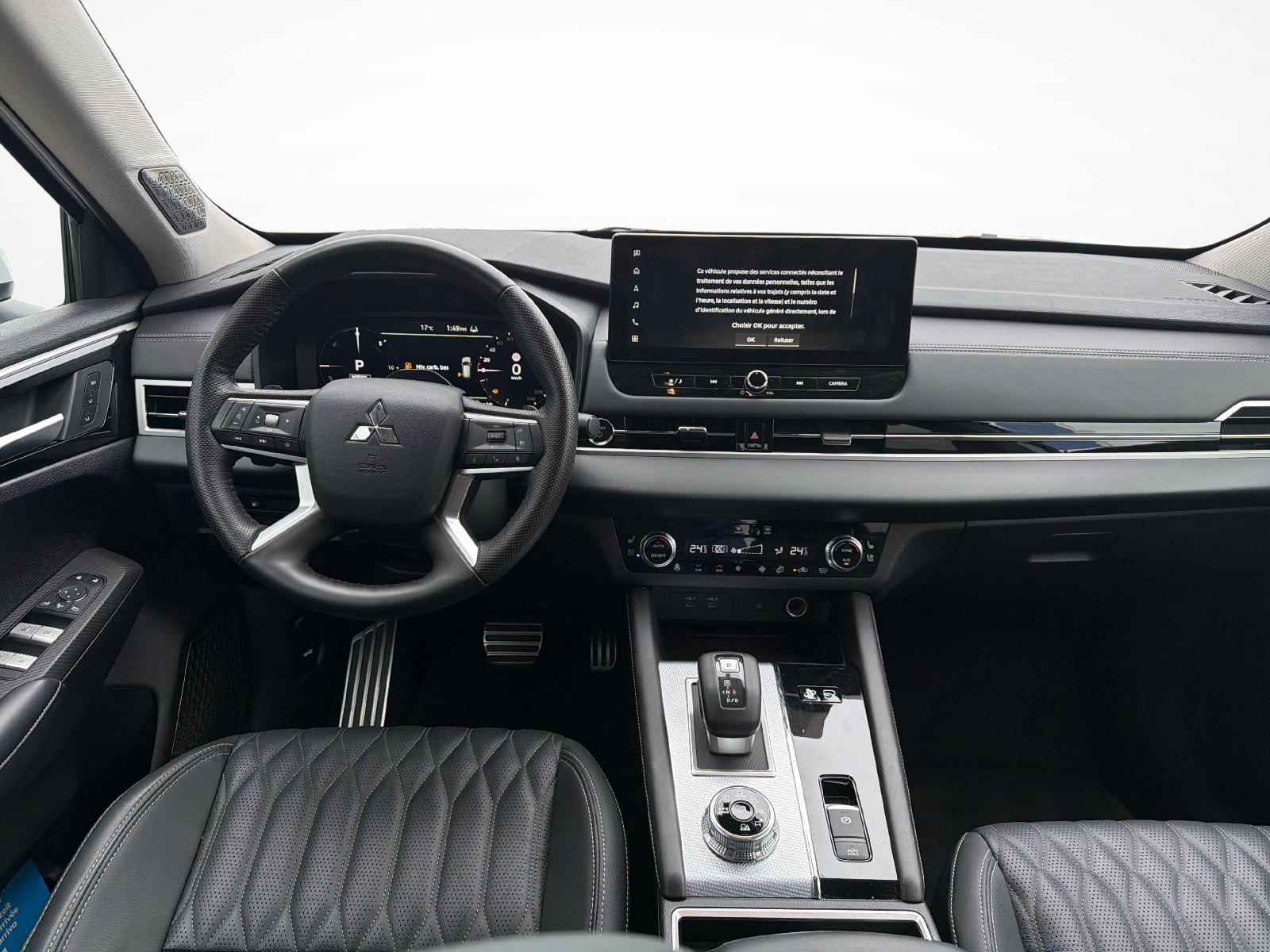 MITSUBISHI Outlander 2.4 PHEV Instyle 4x4-image-8