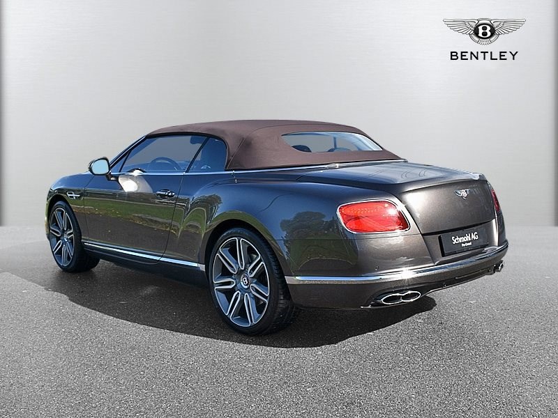 BENTLEY Continental GTC 4.0 V8- im neuwertigen Zustand!-image-8