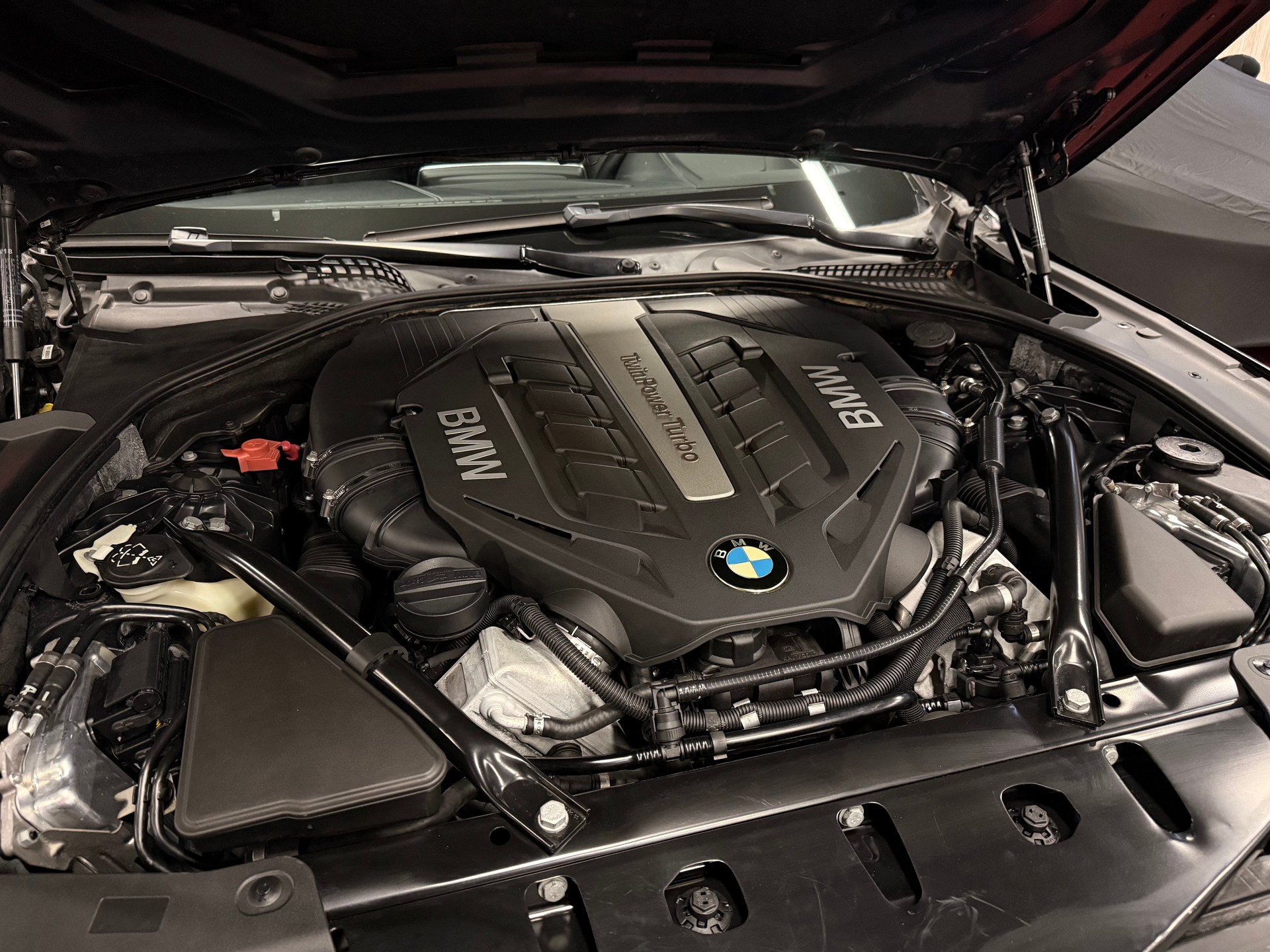 BMW 650i Gran Coupé xDrive / Frisch ab MFK & Service / 12 MT Garantie-image-25