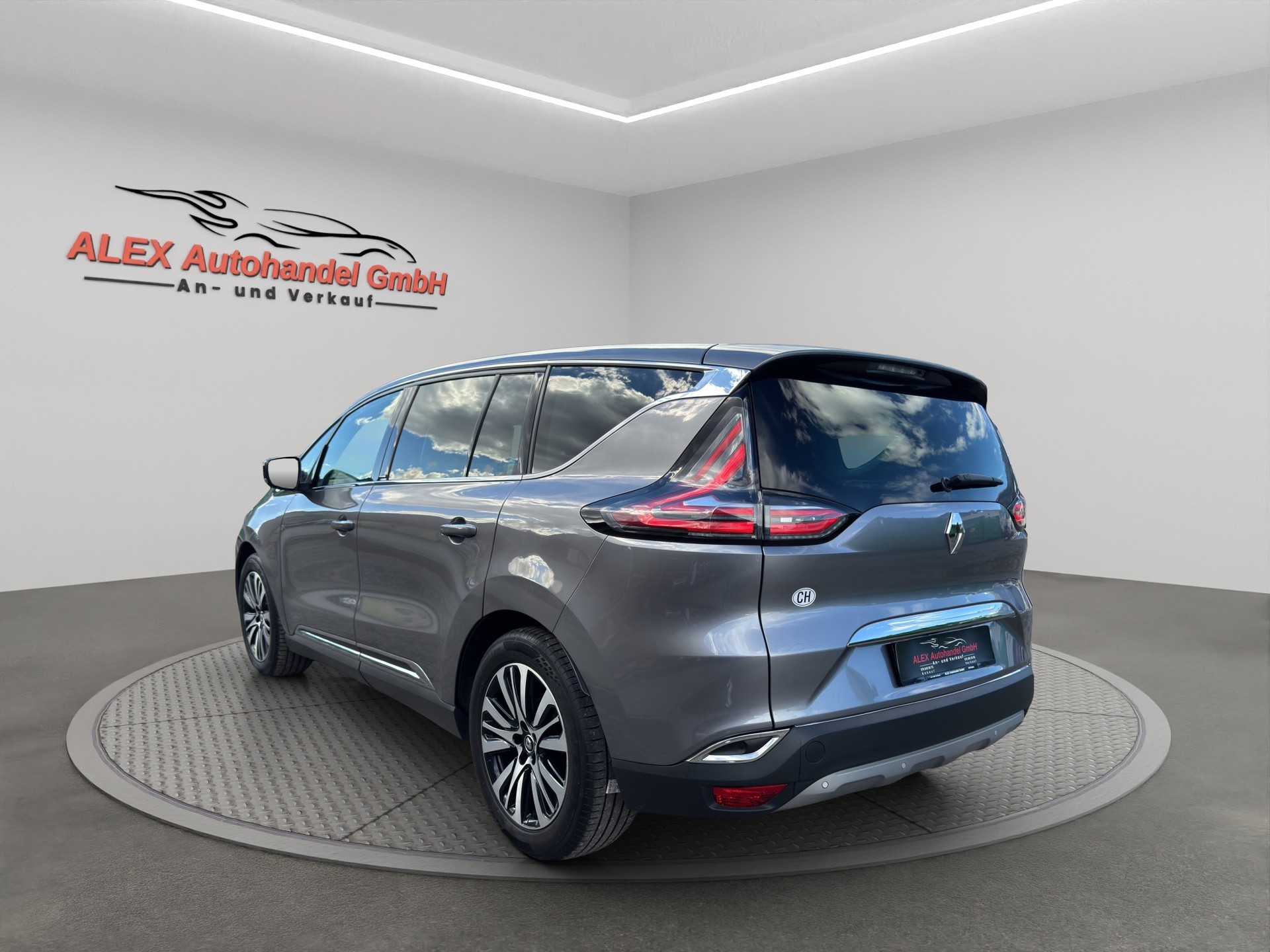 RENAULT Espace 1.6 dCi Initiale Paris EDC-image-3