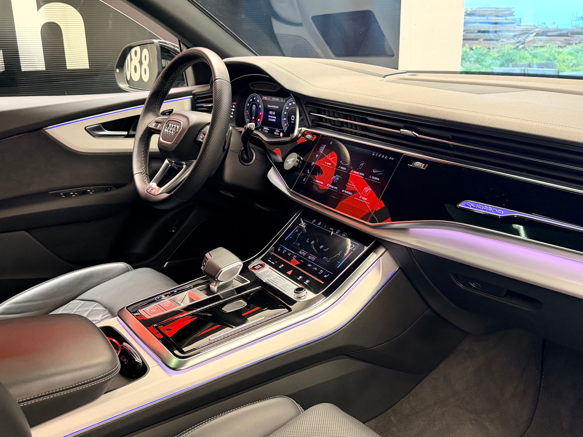 AUDI SQ8 SUV TFSI quattro tiptronic-image-22