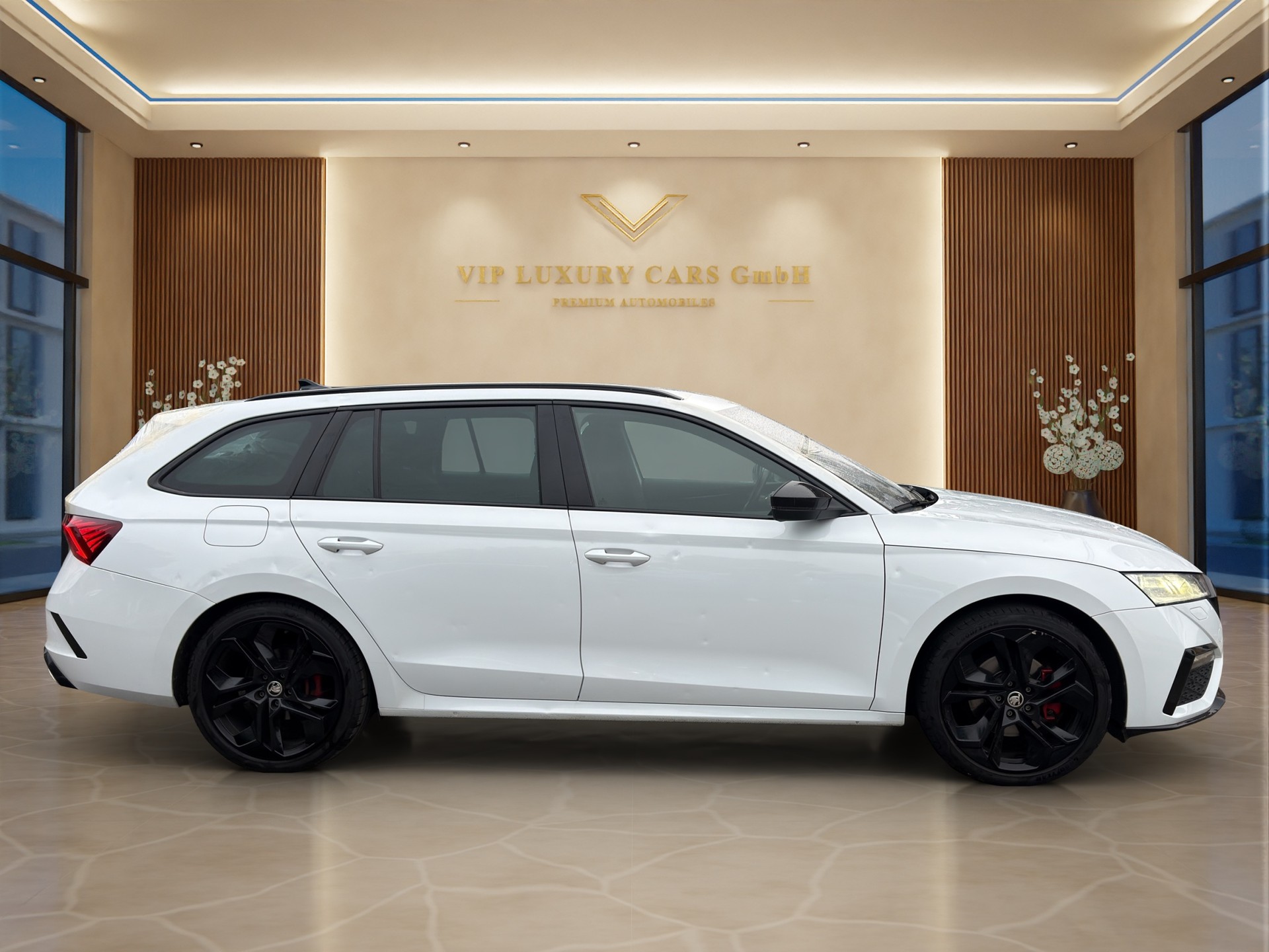 SKODA Octavia Combi 2.0 TDI DSG RS 4x4 ** Anhängerkupplung 2000 kg **-image-4