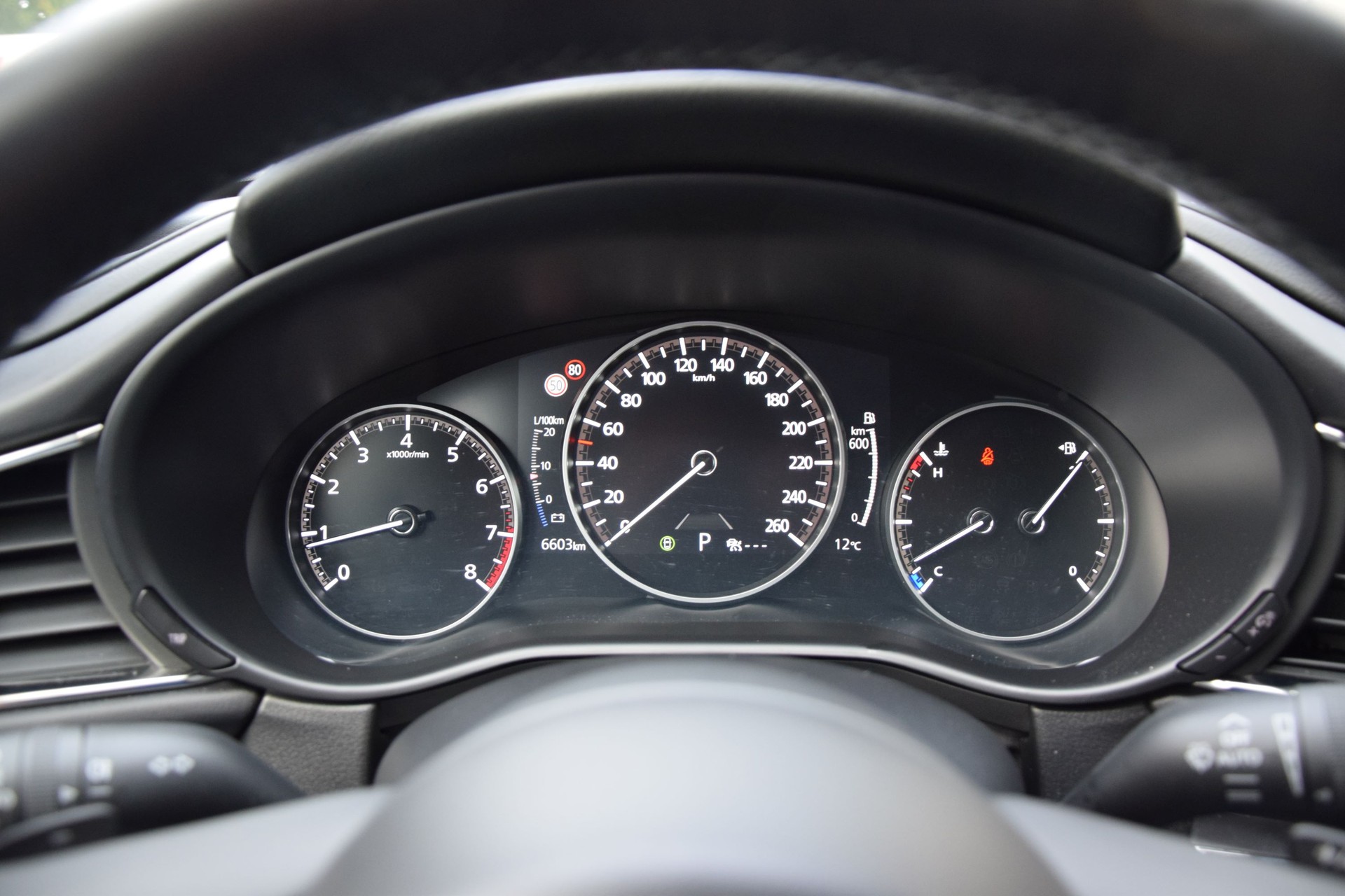 MAZDA CX-30 SKYACTIV-X 186 M Hybrid Exclusive Line AWD AT-image-2