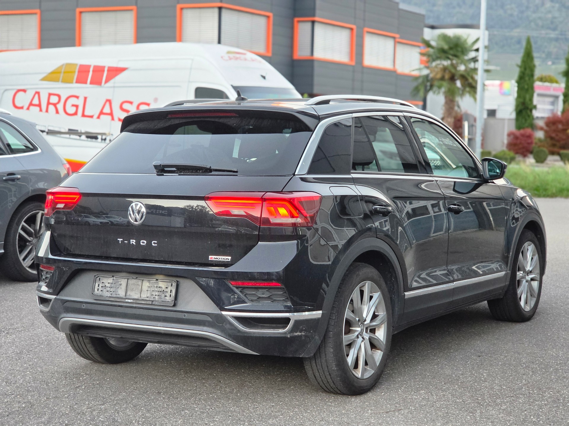 VW T-Roc 2.0 TDI SCR Sport DSG 4Motion-image-4