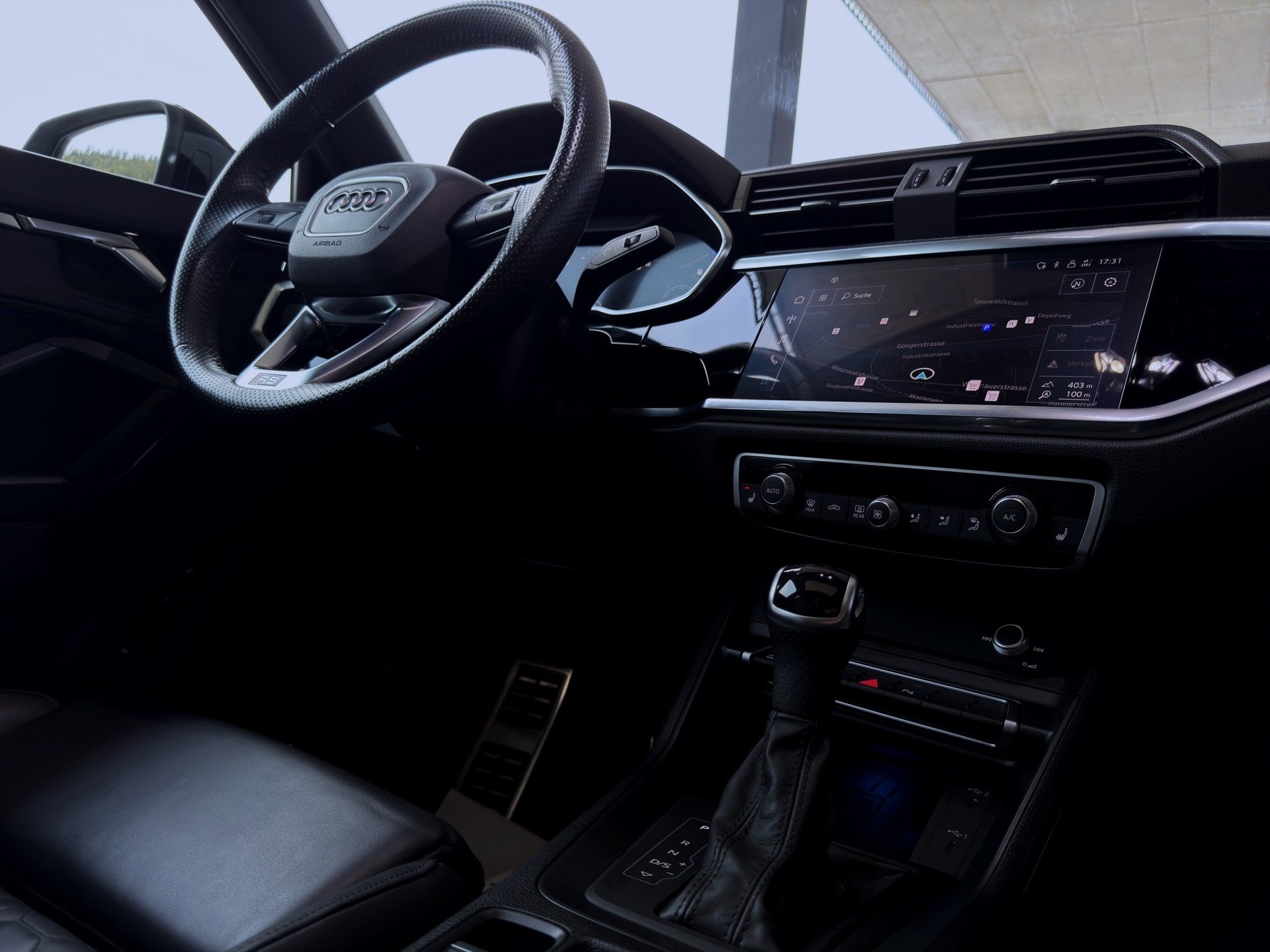 AUDI RS Q3 2.5 TFSI quattro S tronic*Frisch ab MFK,1 Jahr oder 20'000km Garantie auf Motor und Getriebe*-image-20
