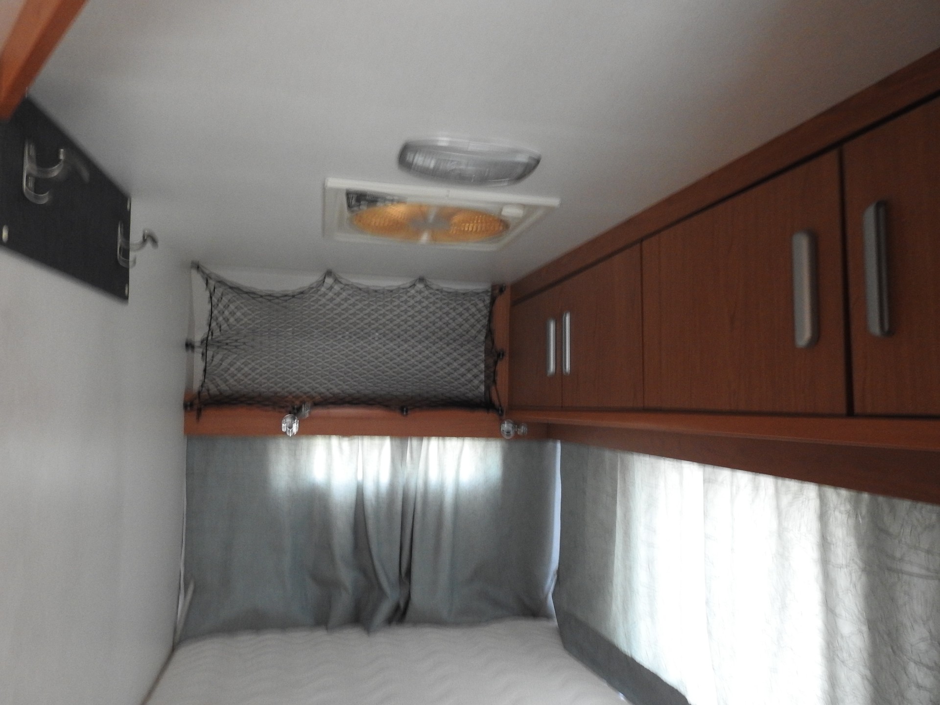 FORD Blucamp Sky 20-image-29