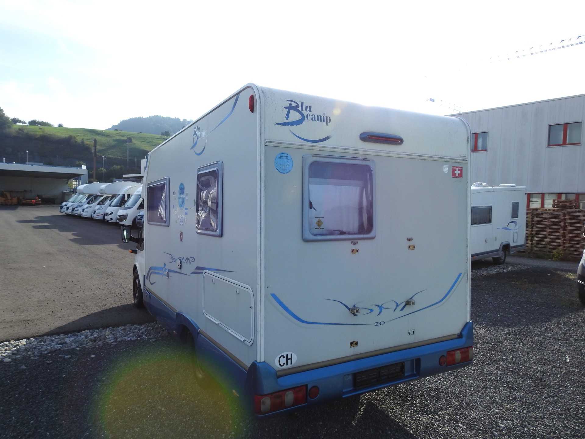 FORD Blucamp Sky 20-image-3