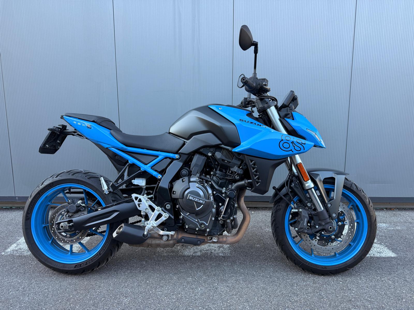 SUZUKI GSX 8 S