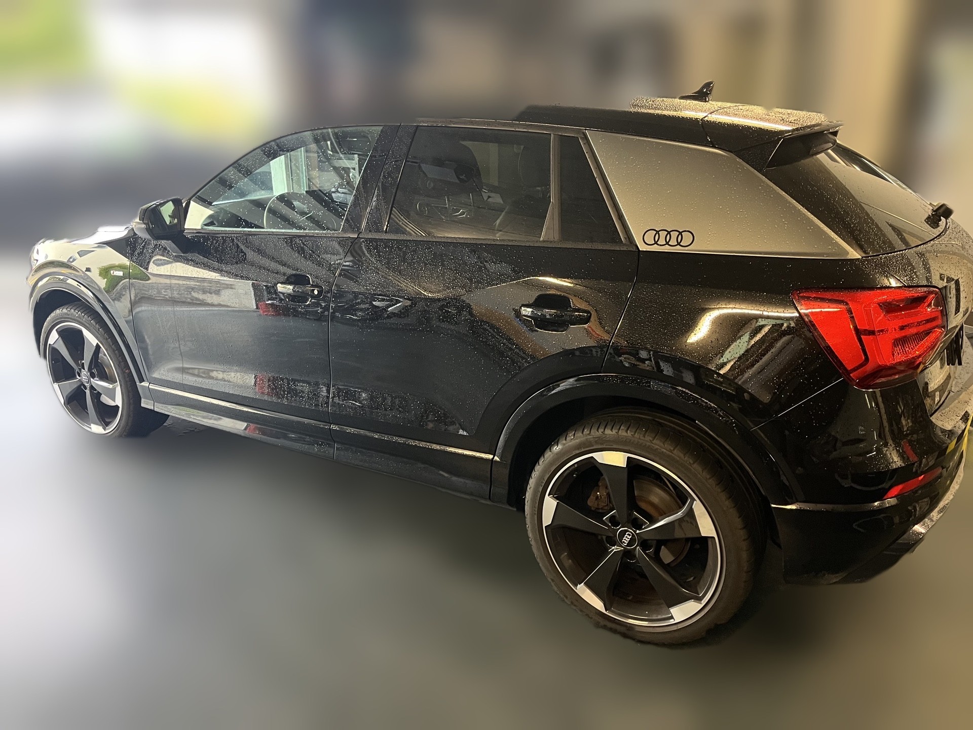 AUDI 2.0 TDI 190 Sport quat. S-Tr.-image-1