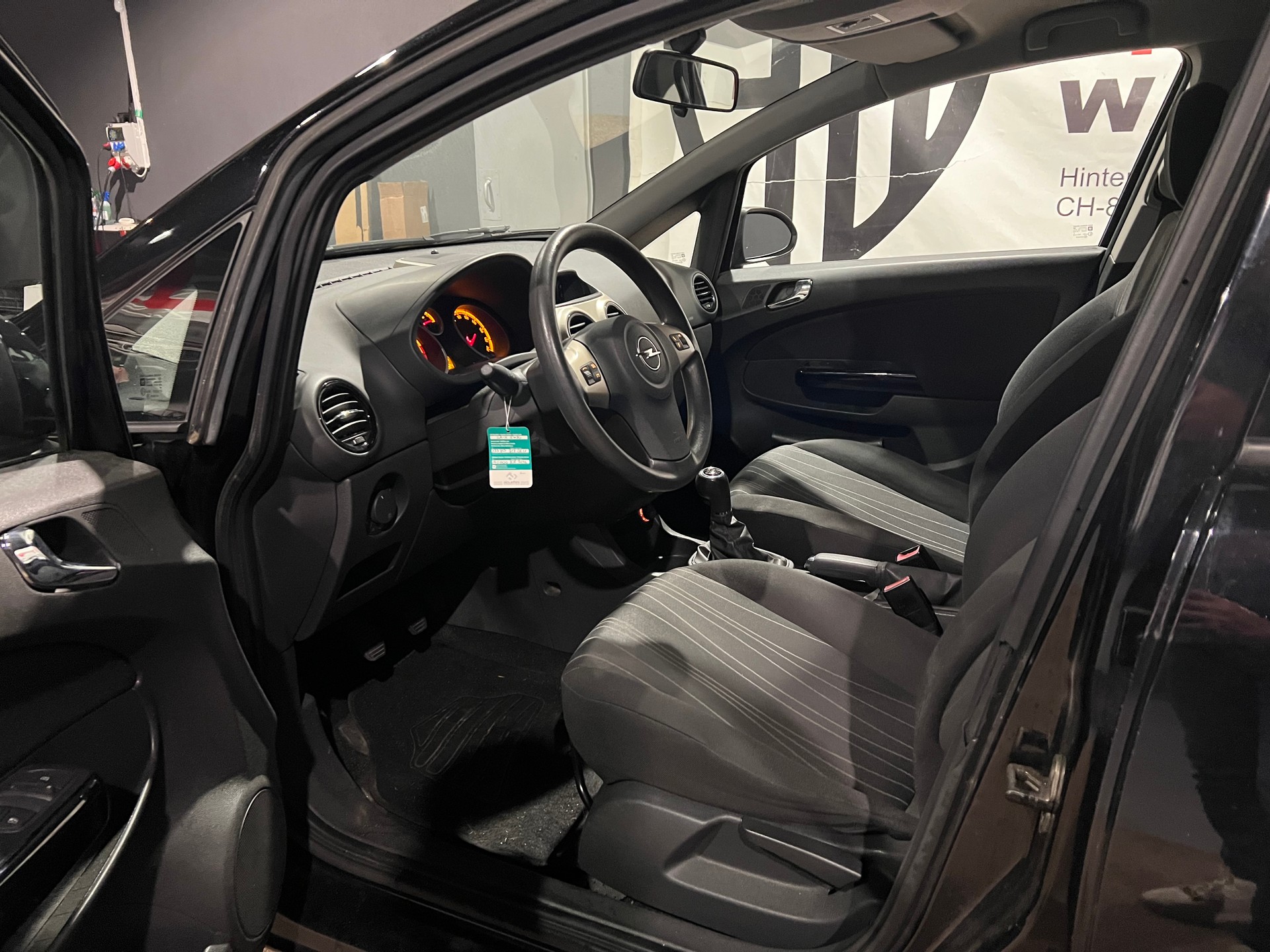OPEL Corsa 1.2 TP Enjoy-image-8