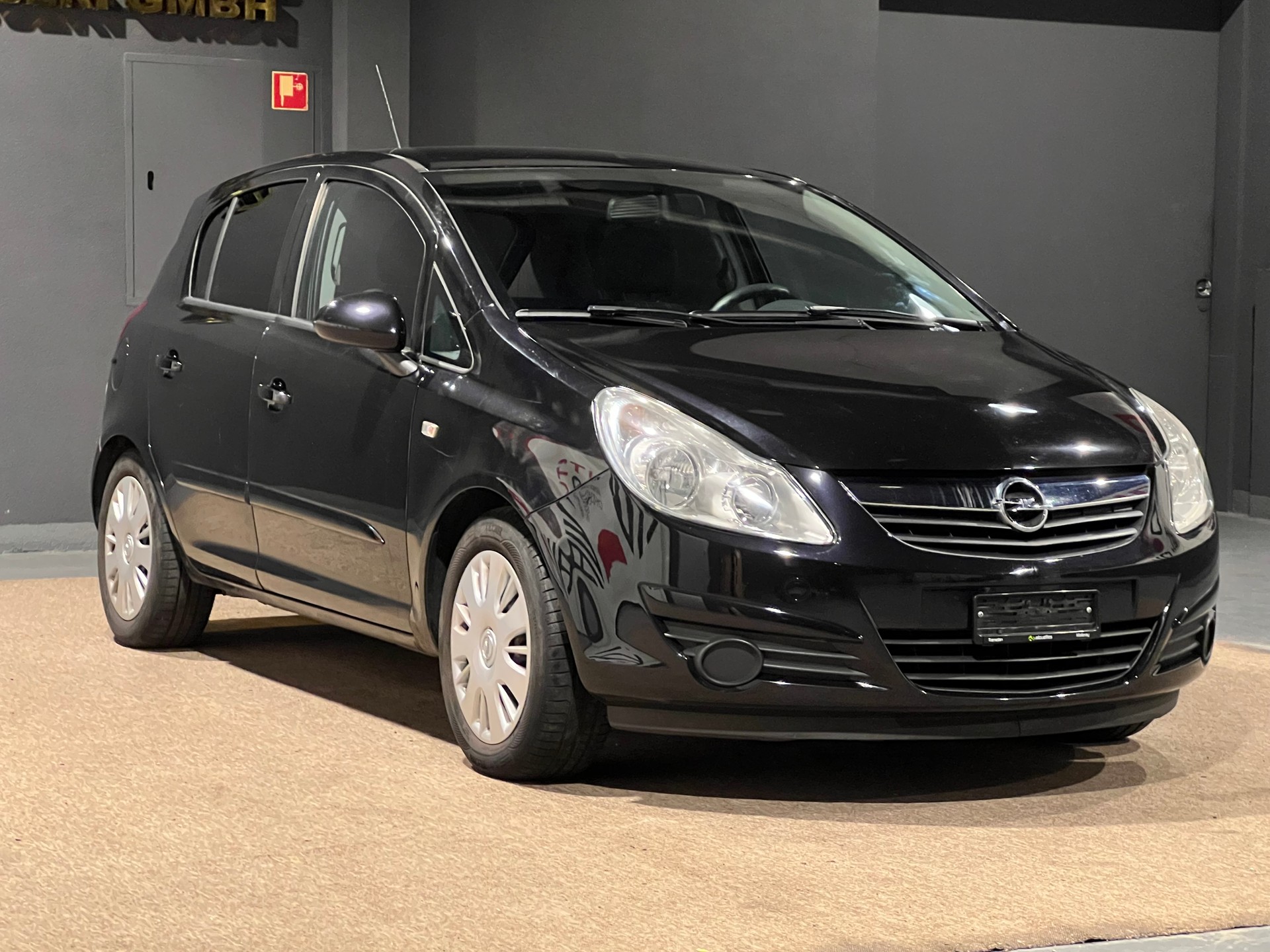 OPEL Corsa 1.2 TP Enjoy-image-0