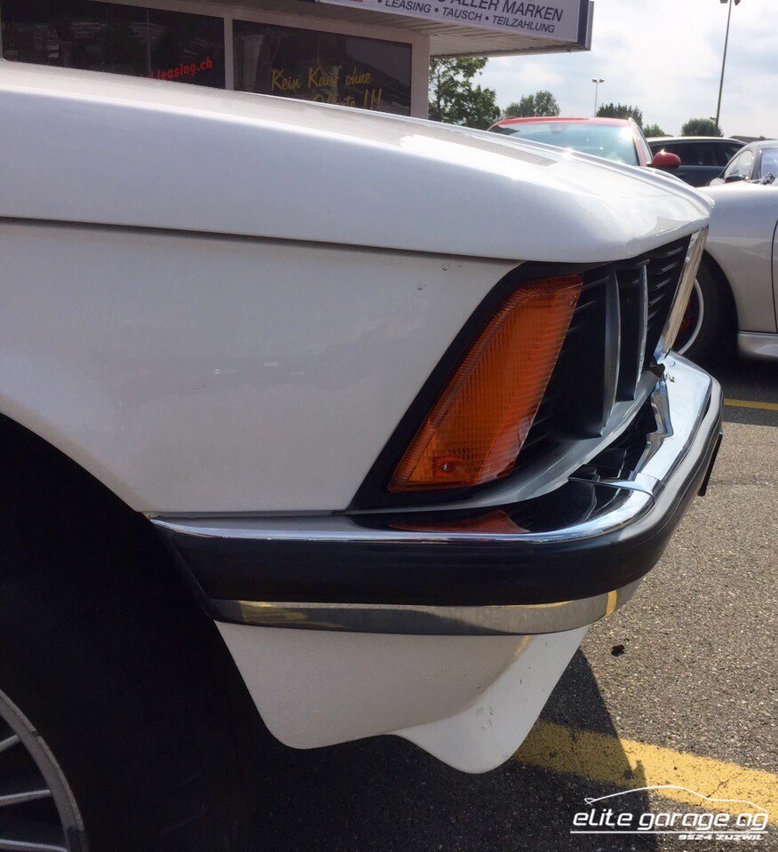 BMW 323 i-image-1