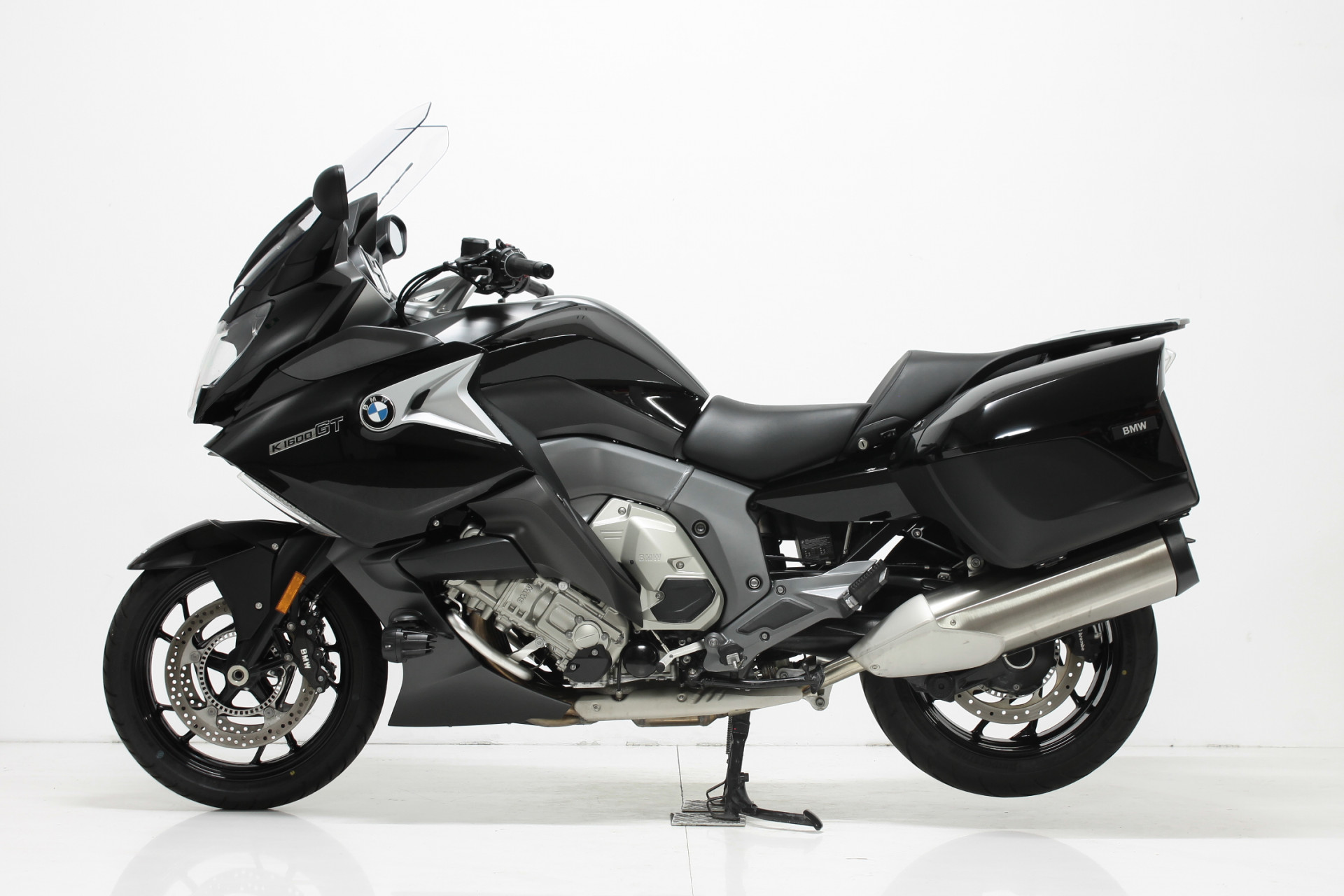BMW K 1600 GT-showroom-element-1