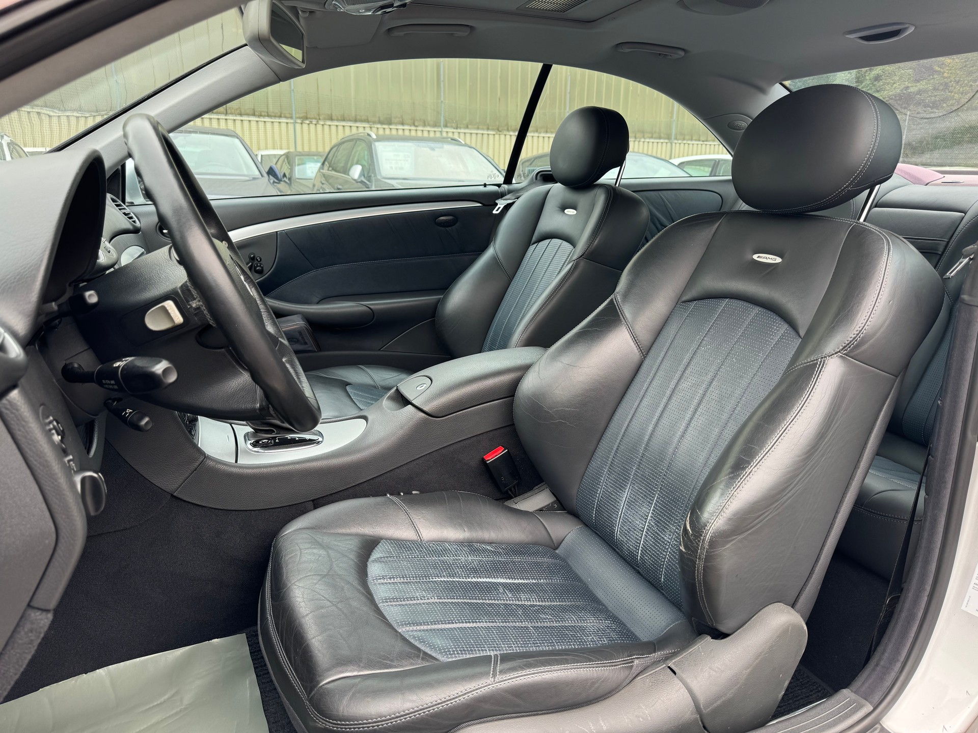MERCEDES-BENZ CLK 55 AMG Avantgarde Automatic-image-9