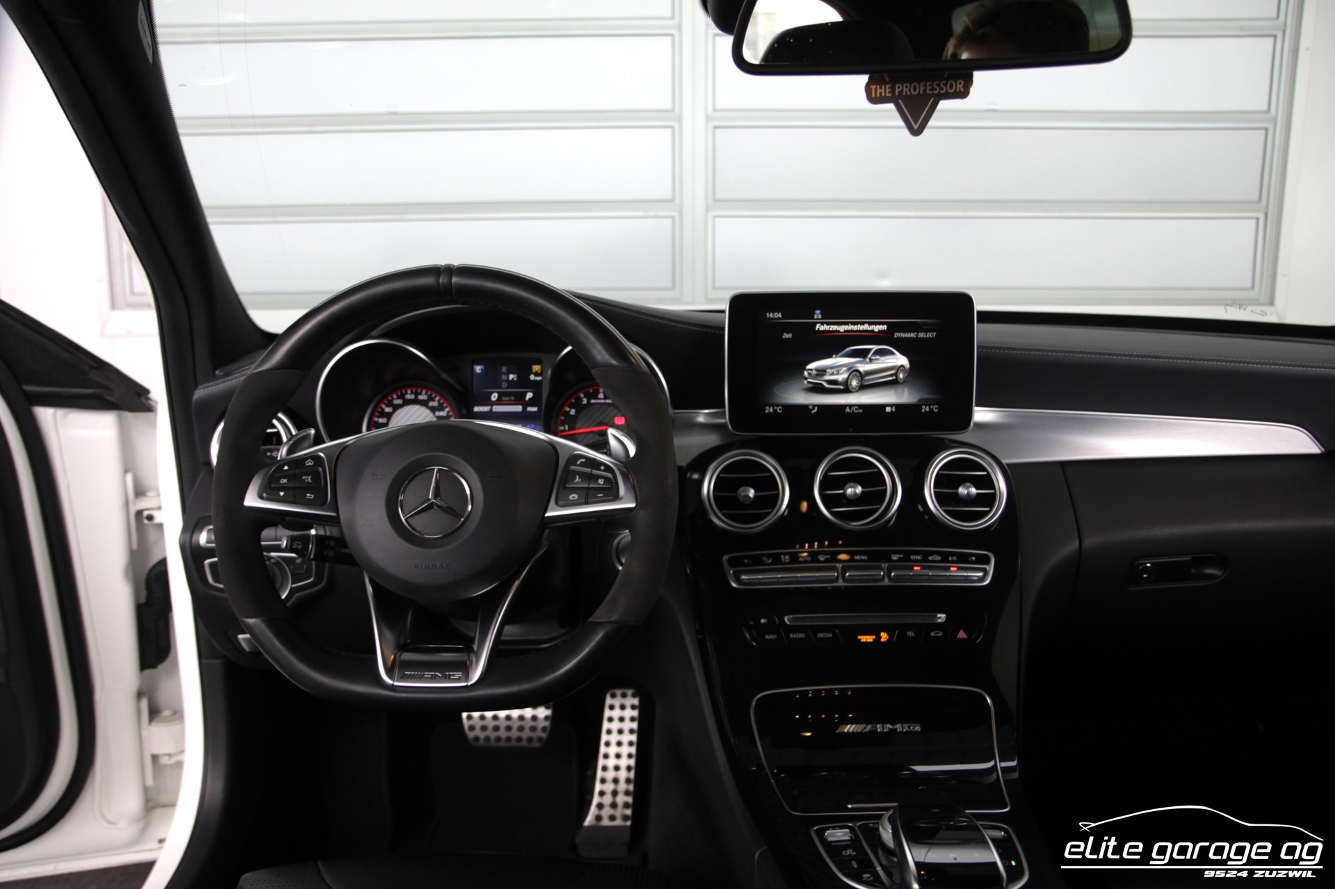MERCEDES-BENZ C 63 S AMG Speedshift-image-14
