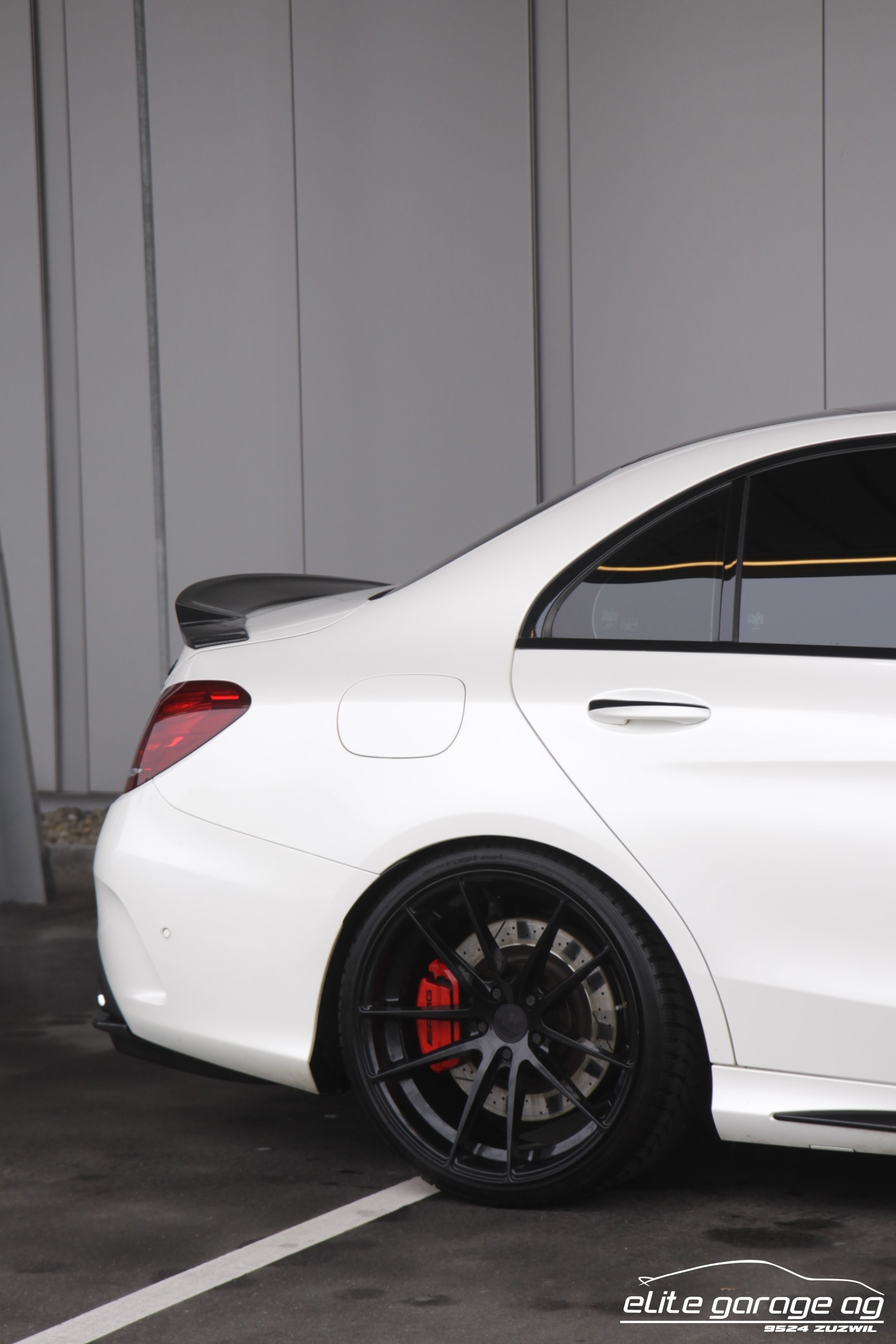 MERCEDES-BENZ C 63 S AMG Speedshift-image-11
