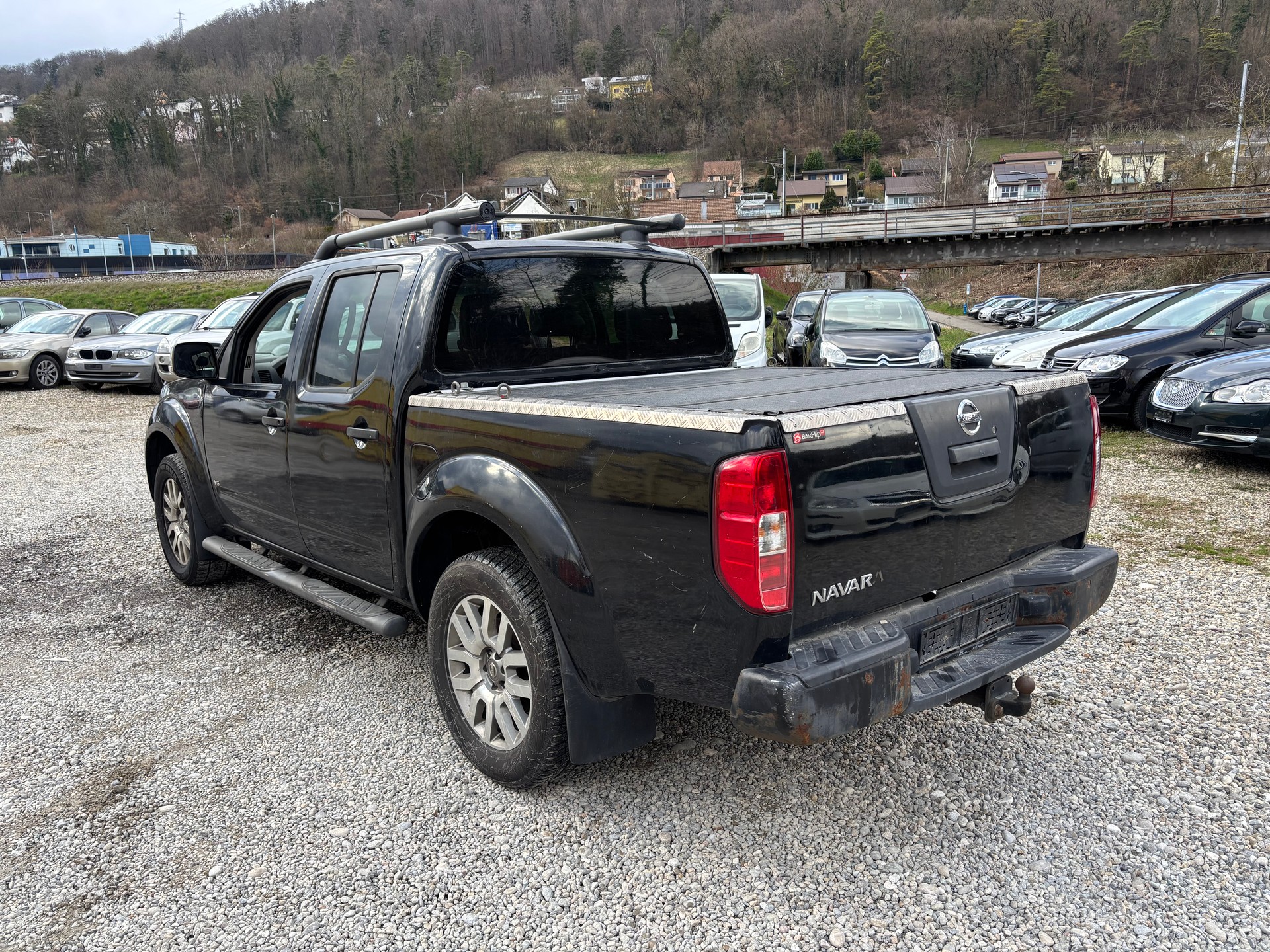 NISSAN Navara V6 Double Cab LE 3.0 dCi 4WD LB Automat-image-2