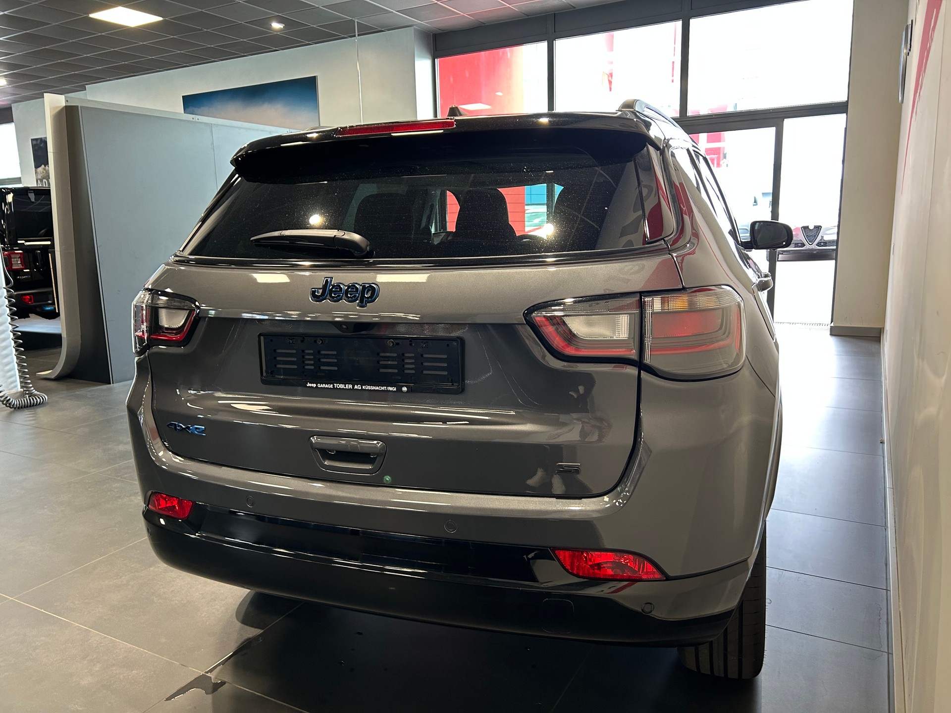 JEEP Compass 1.3 T PHEV Summit Sky AWD-image-20