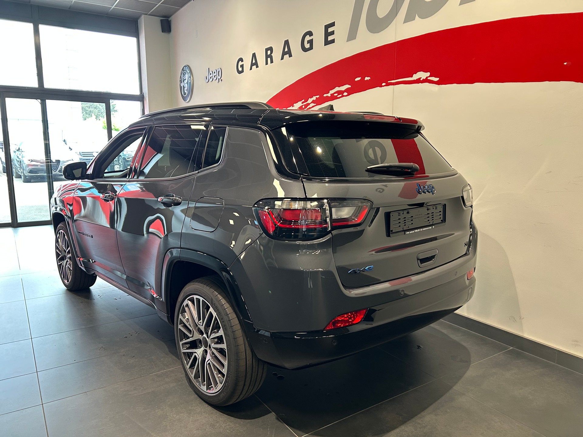 JEEP Compass 1.3 T PHEV Summit Sky AWD-image-16