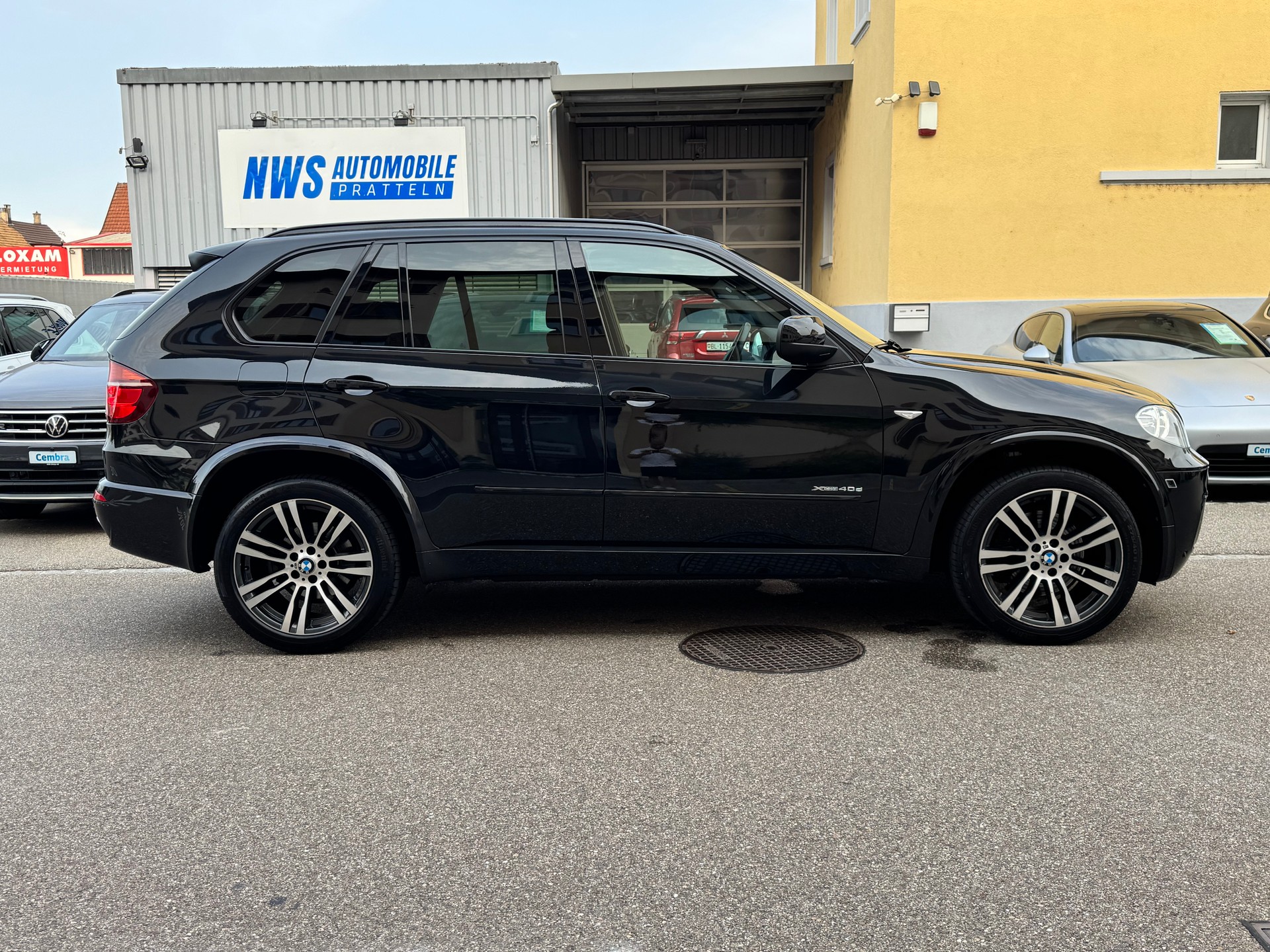 BMW X5 xDrive 40d Steptronic M-Sport-image-2