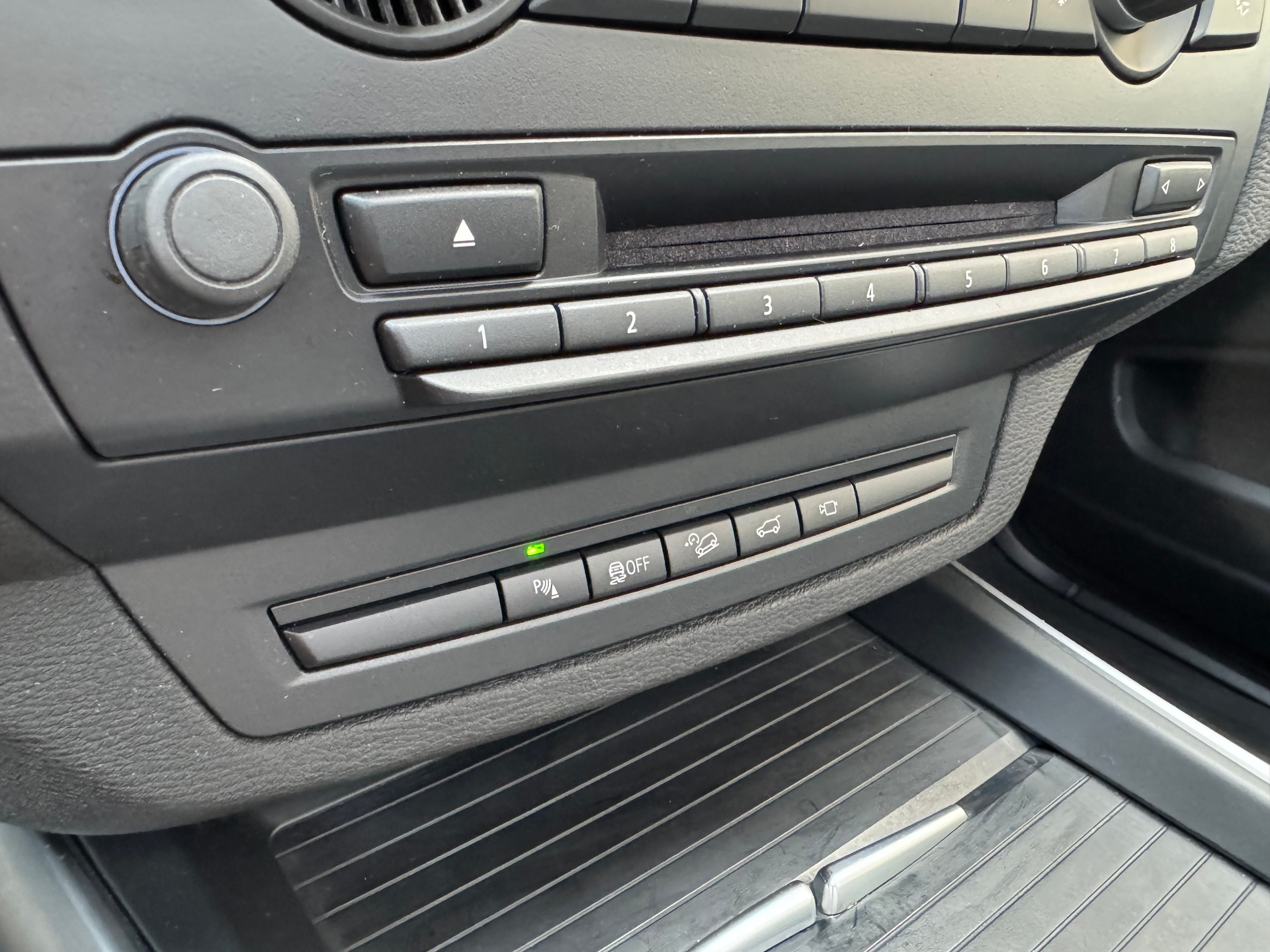 BMW X5 xDrive 40d Steptronic M-Sport-image-21