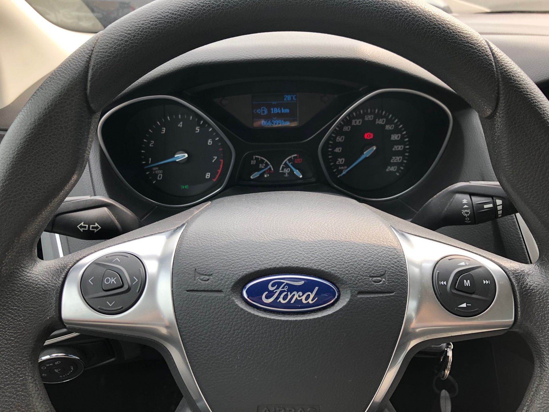 FORD Focus 1.0 SCTi Trend-image-12