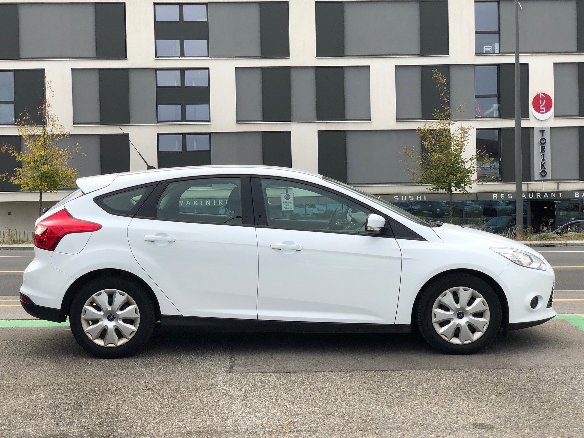 FORD Focus 1.0 SCTi Trend-image-6