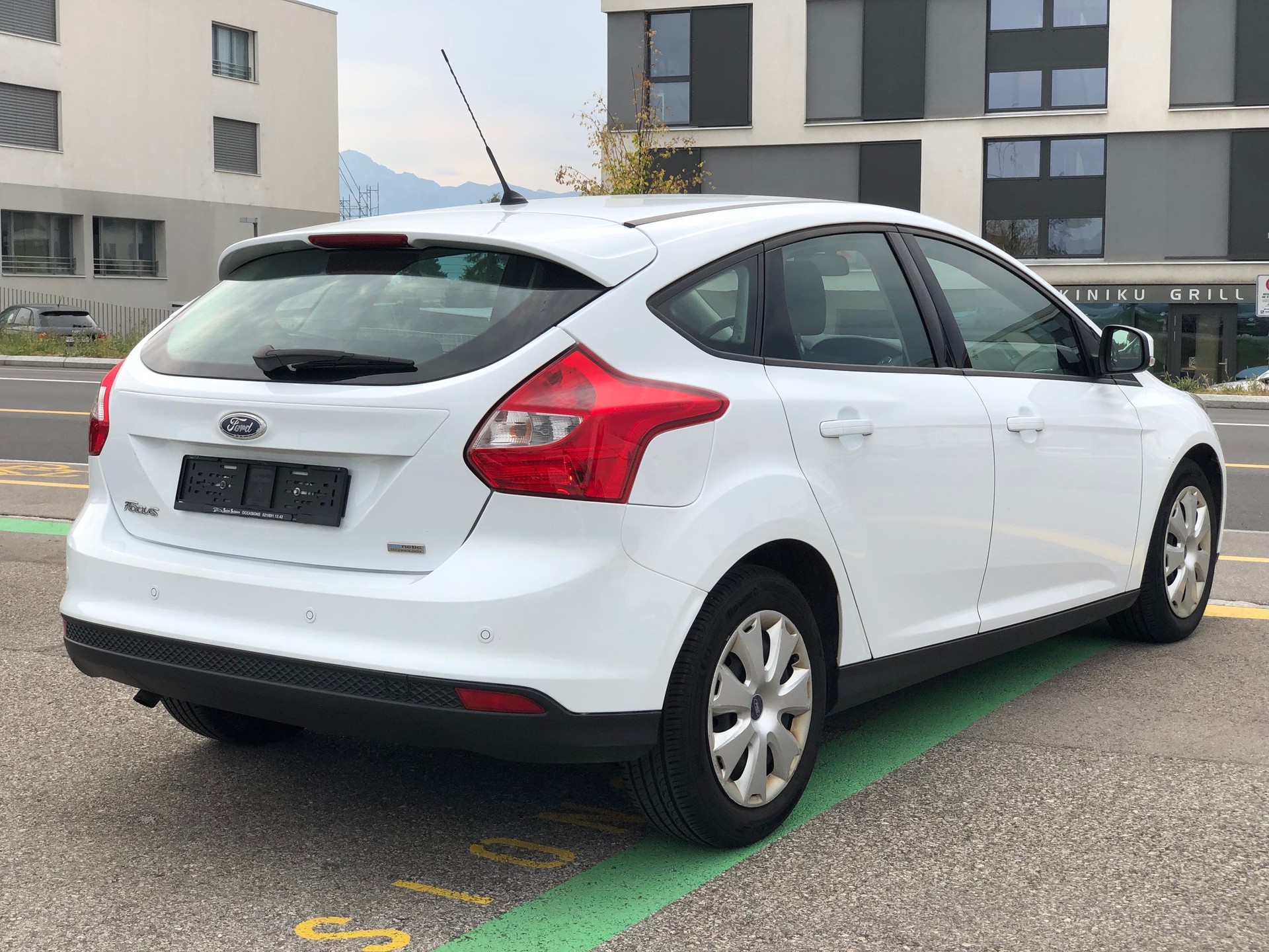 FORD Focus 1.0 SCTi Trend-image-5