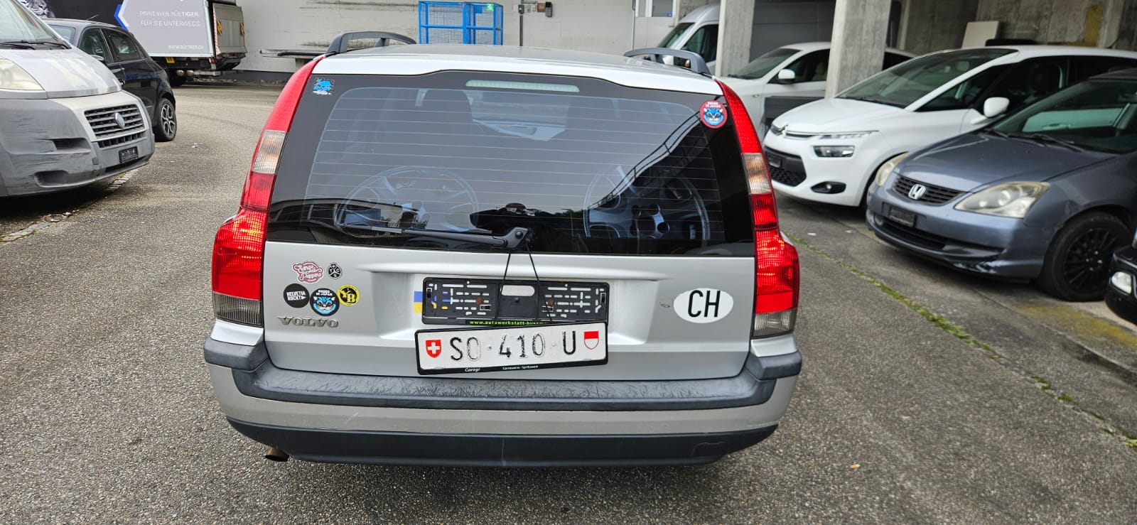 VOLVO V70 2.4T-image-8