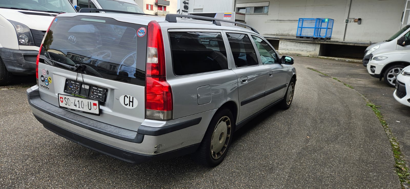 VOLVO V70 2.4T-image-5
