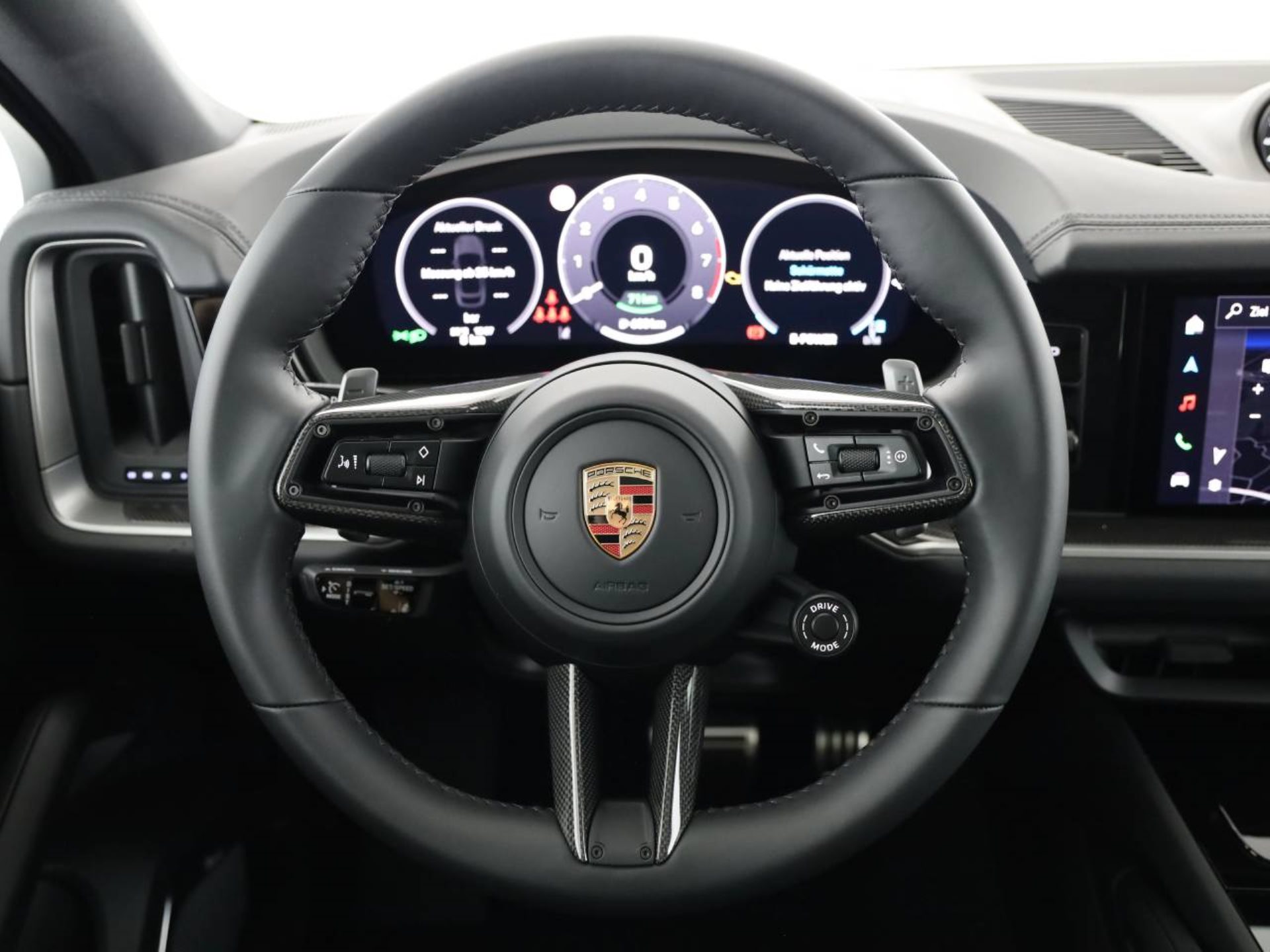 PORSCHE Cayenne S E-Hybrid Coupé-image-10