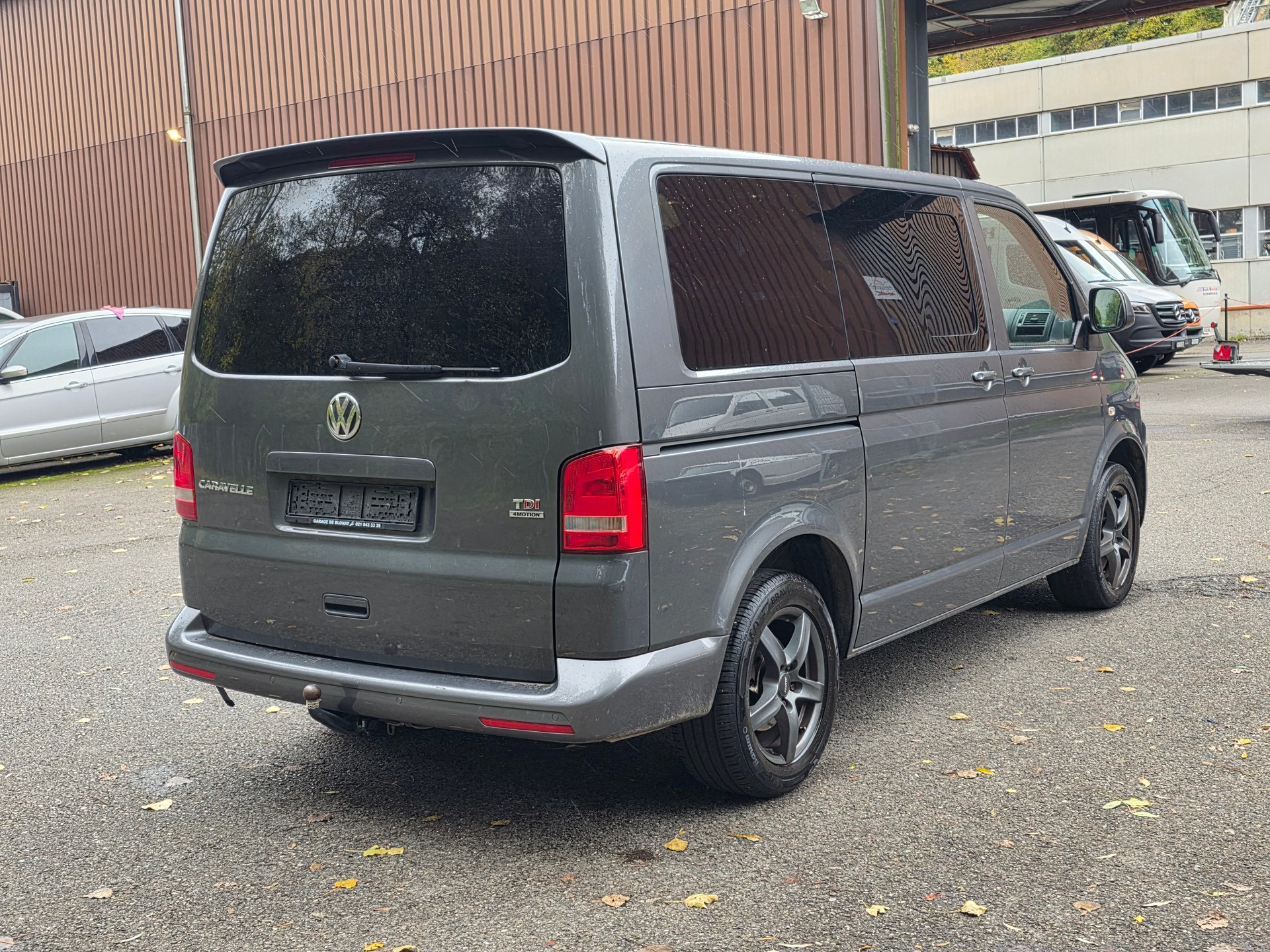VW T5 Caravelle Comfortline 2.0 TDI CR 4Motion-image-2