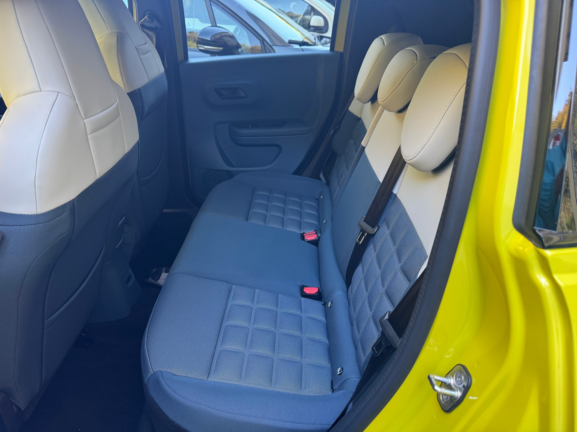 FIAT Grande Panda MHEV La Prima-image-7