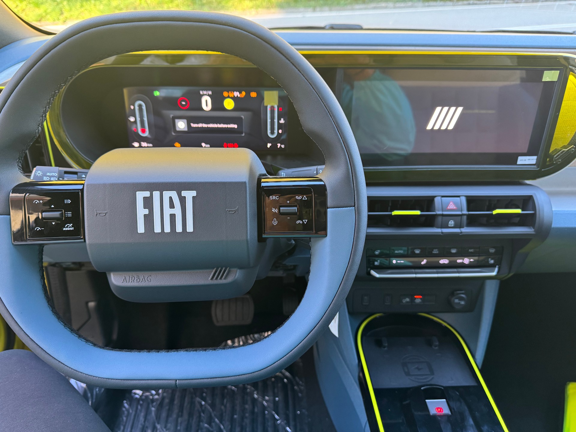 FIAT Grande Panda MHEV La Prima-image-8