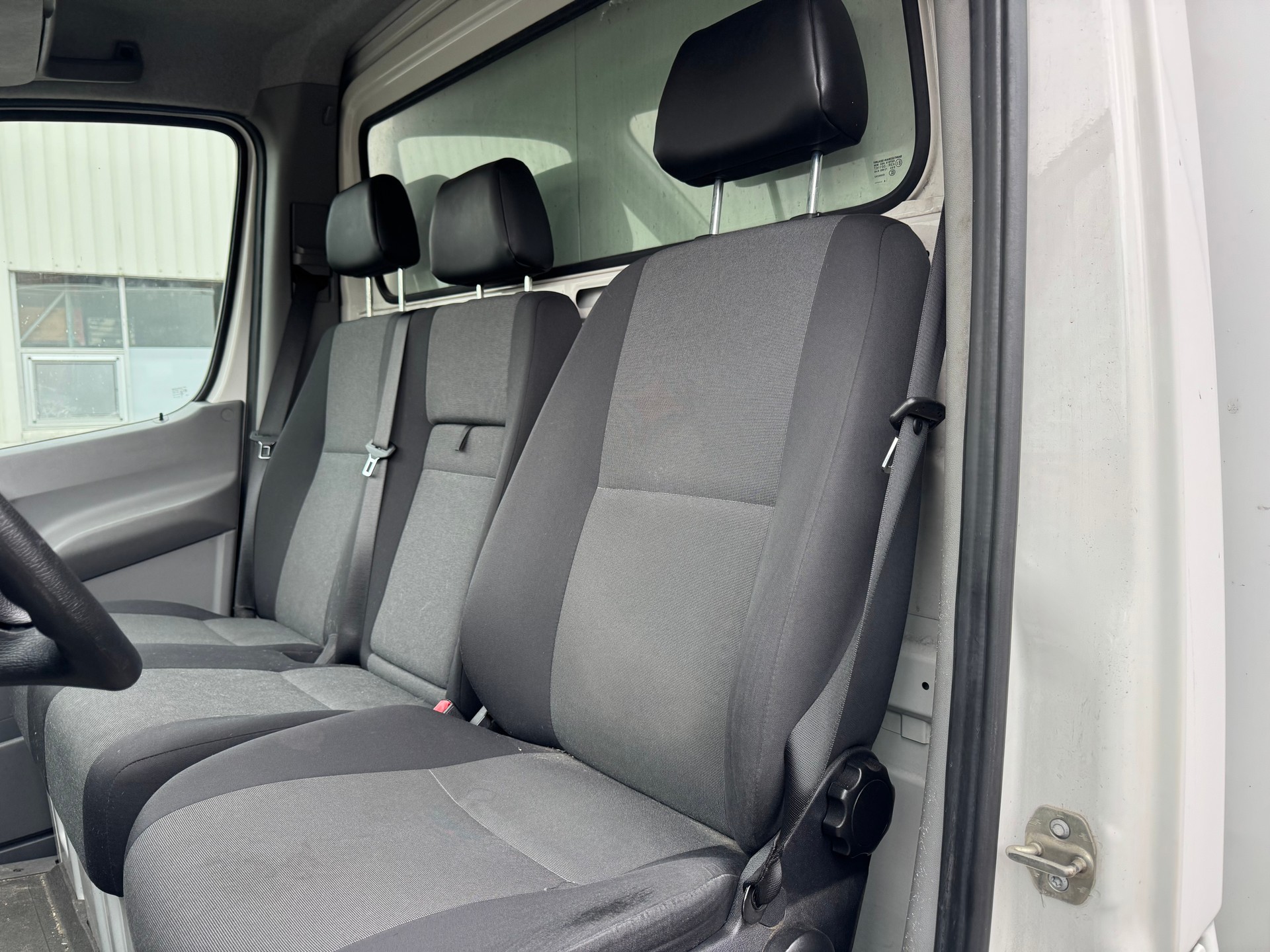 VW Crafter 35 2.0 BiTDI CR-image-8