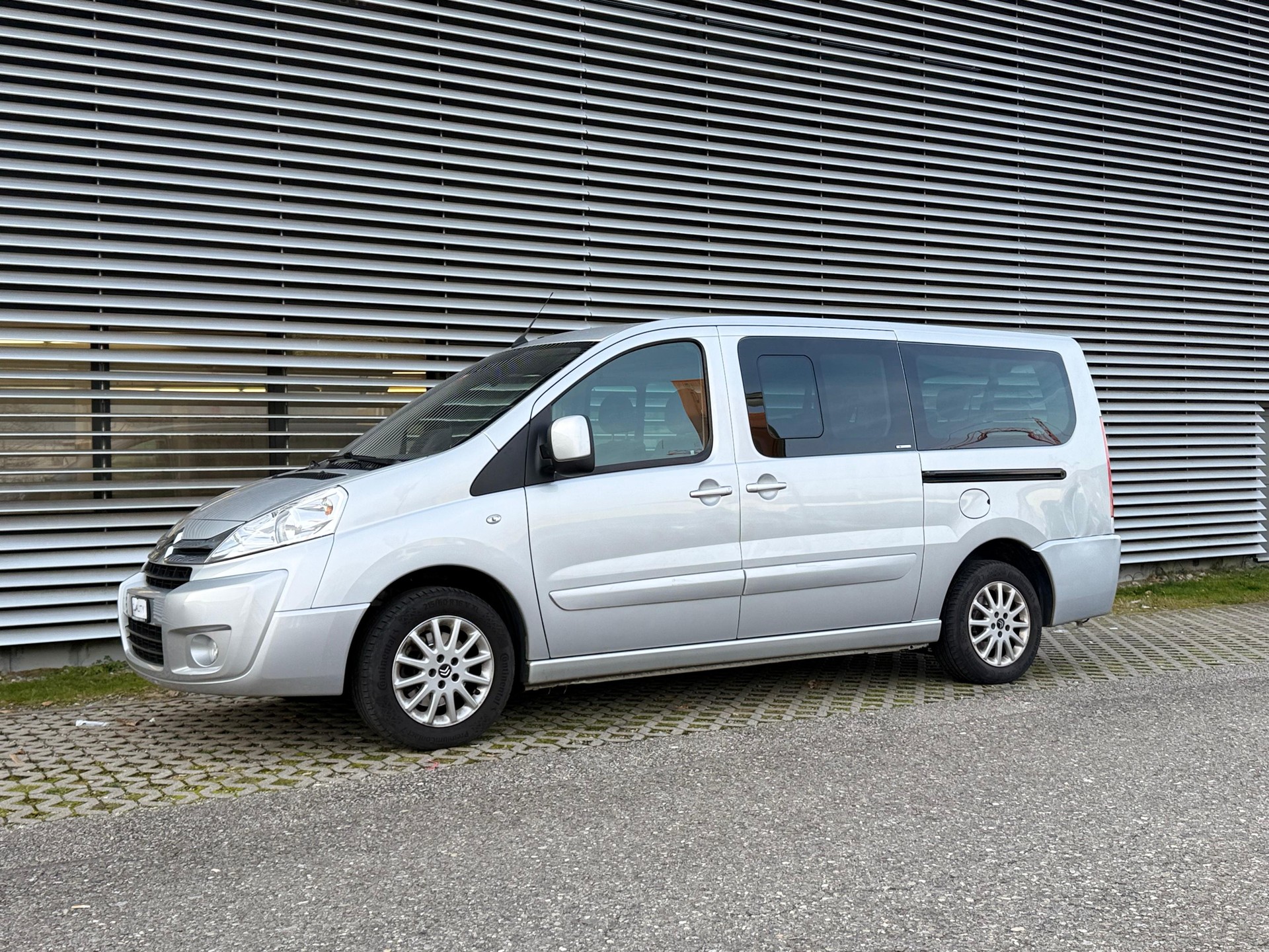 CITROEN Jumpy 2.0 HDi L2H1 Seduction A 8 PLATZ-image-5