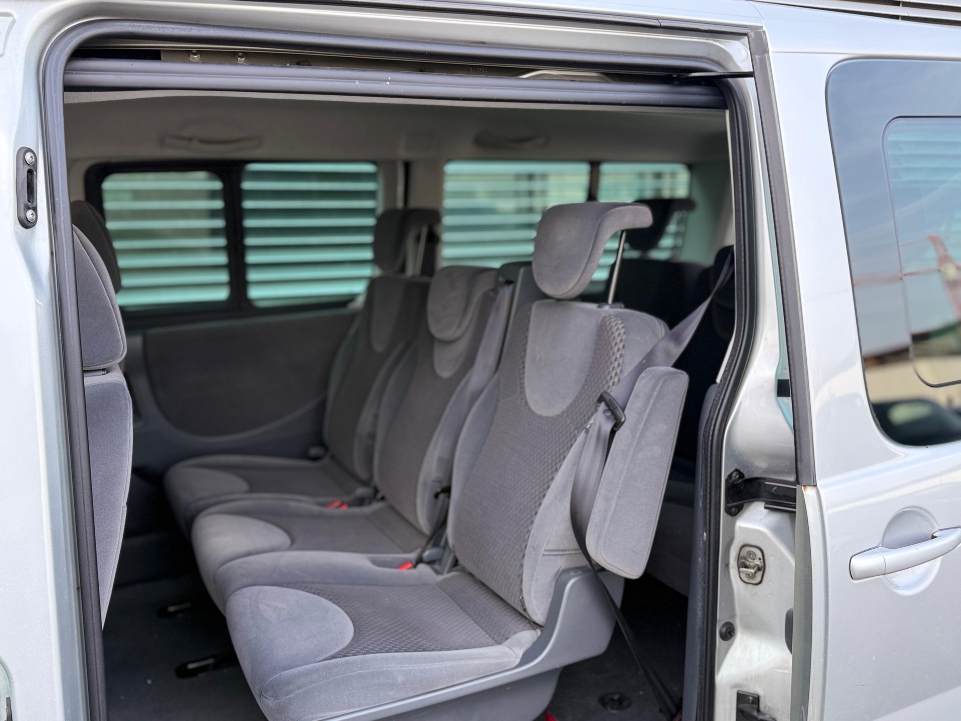 CITROEN Jumpy 2.0 HDi L2H1 Seduction A 8 PLATZ-image-10