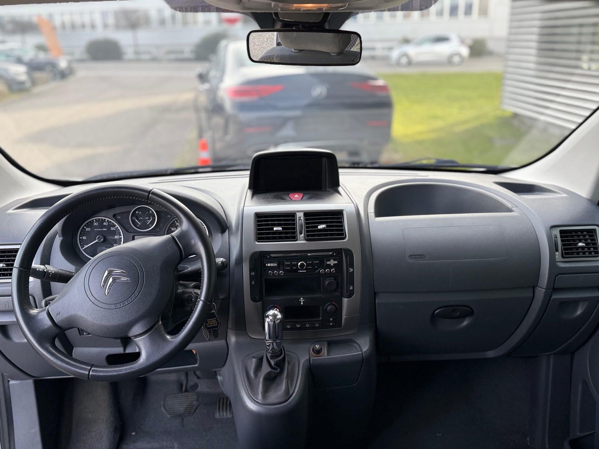 CITROEN Jumpy 2.0 HDi L2H1 Seduction A 8 PLATZ-image-13
