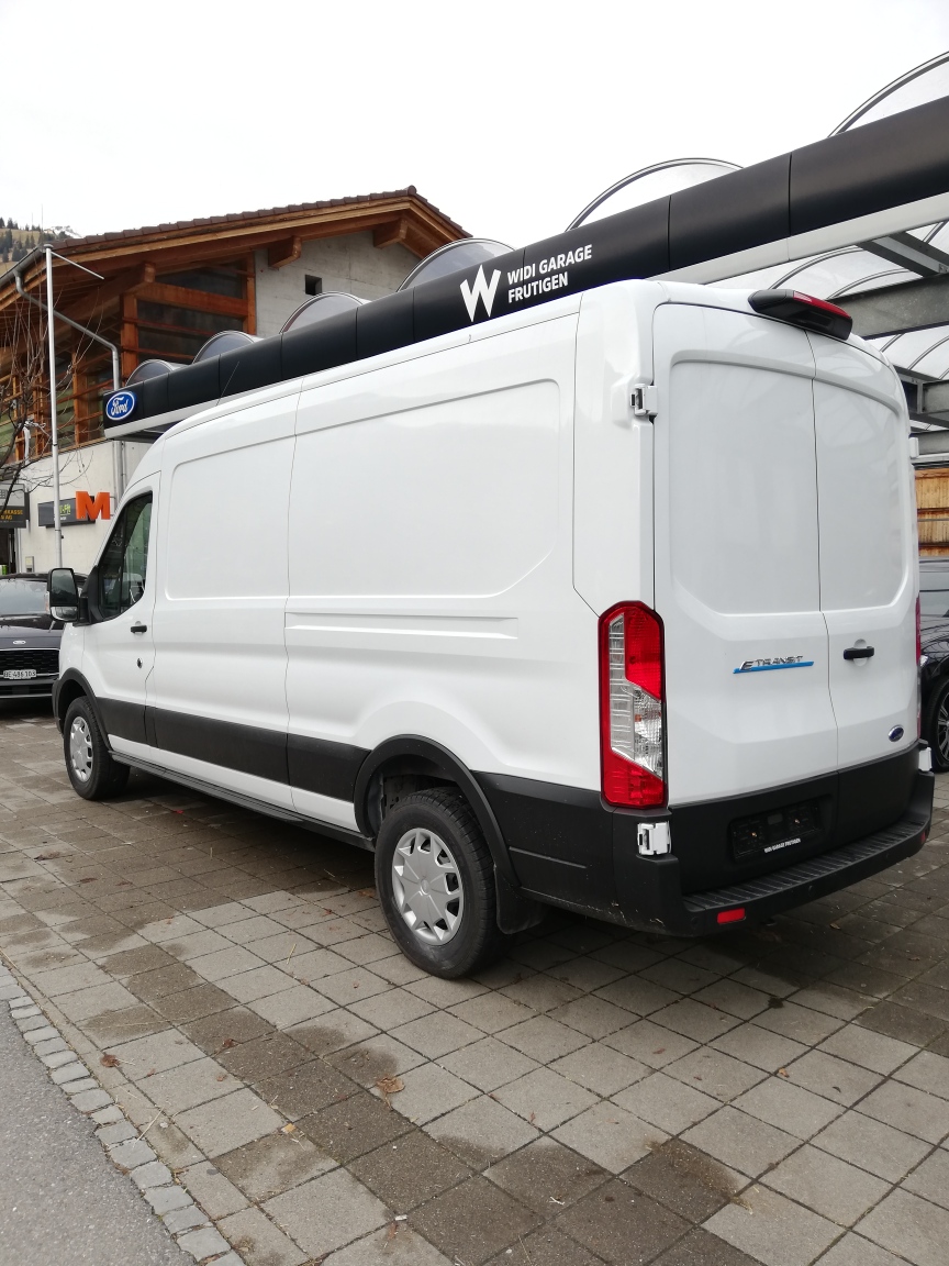 FORD E-Transit Van 350 L3H2 67kWh Trend-image-3