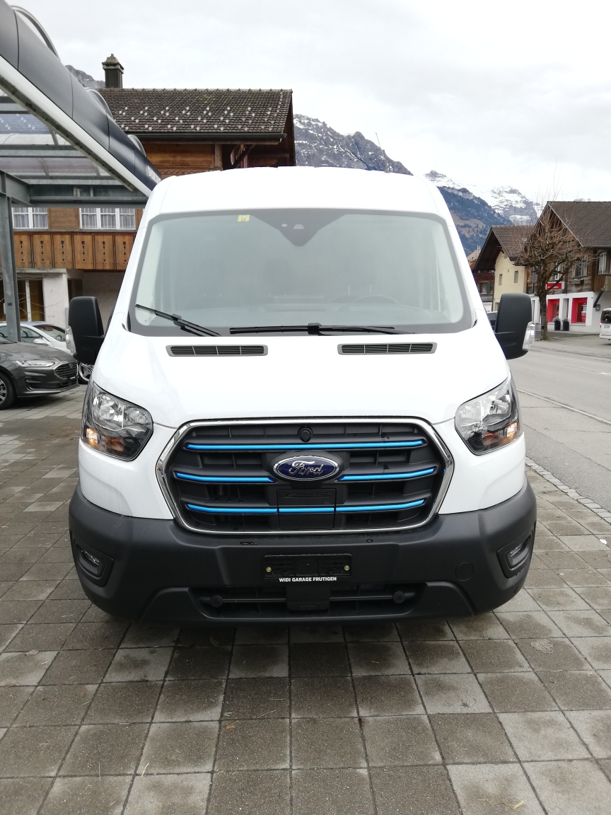 FORD E-Transit Van 350 L3H2 67kWh Trend-image-1