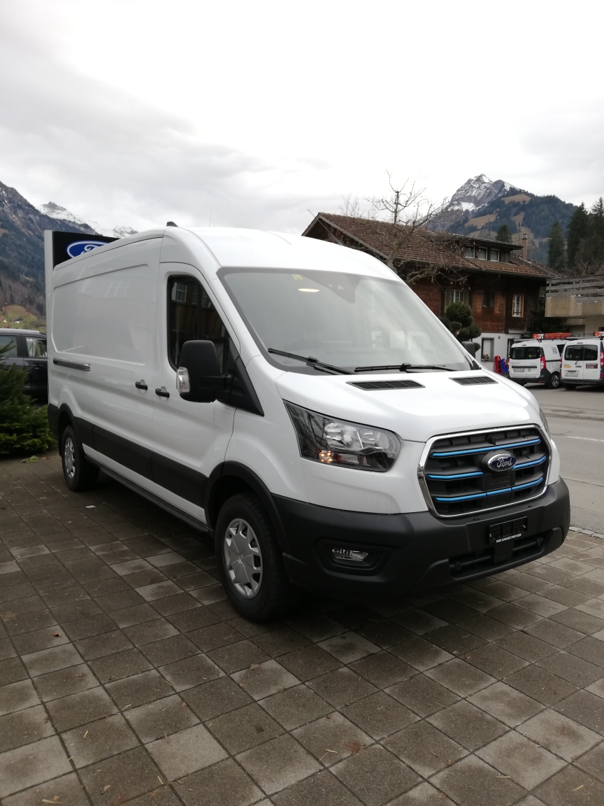 FORD E-Transit Van 350 L3H2 67kWh Trend-image-0