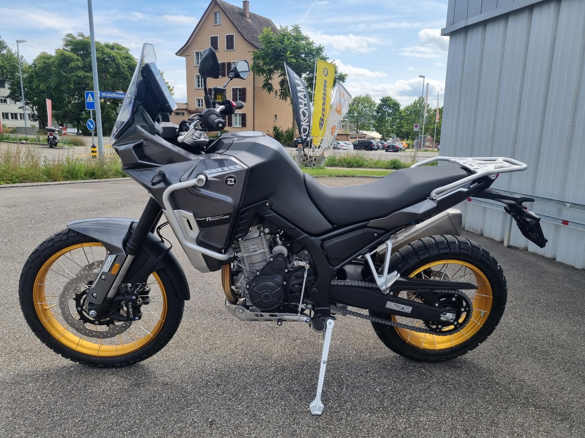 KOVE 800 X PRO-showroom-element-1