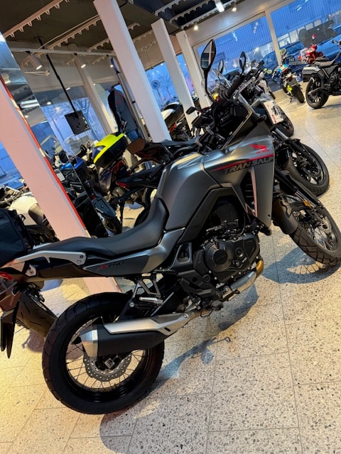 HONDA XL 750 Transalp-showroom-element-1