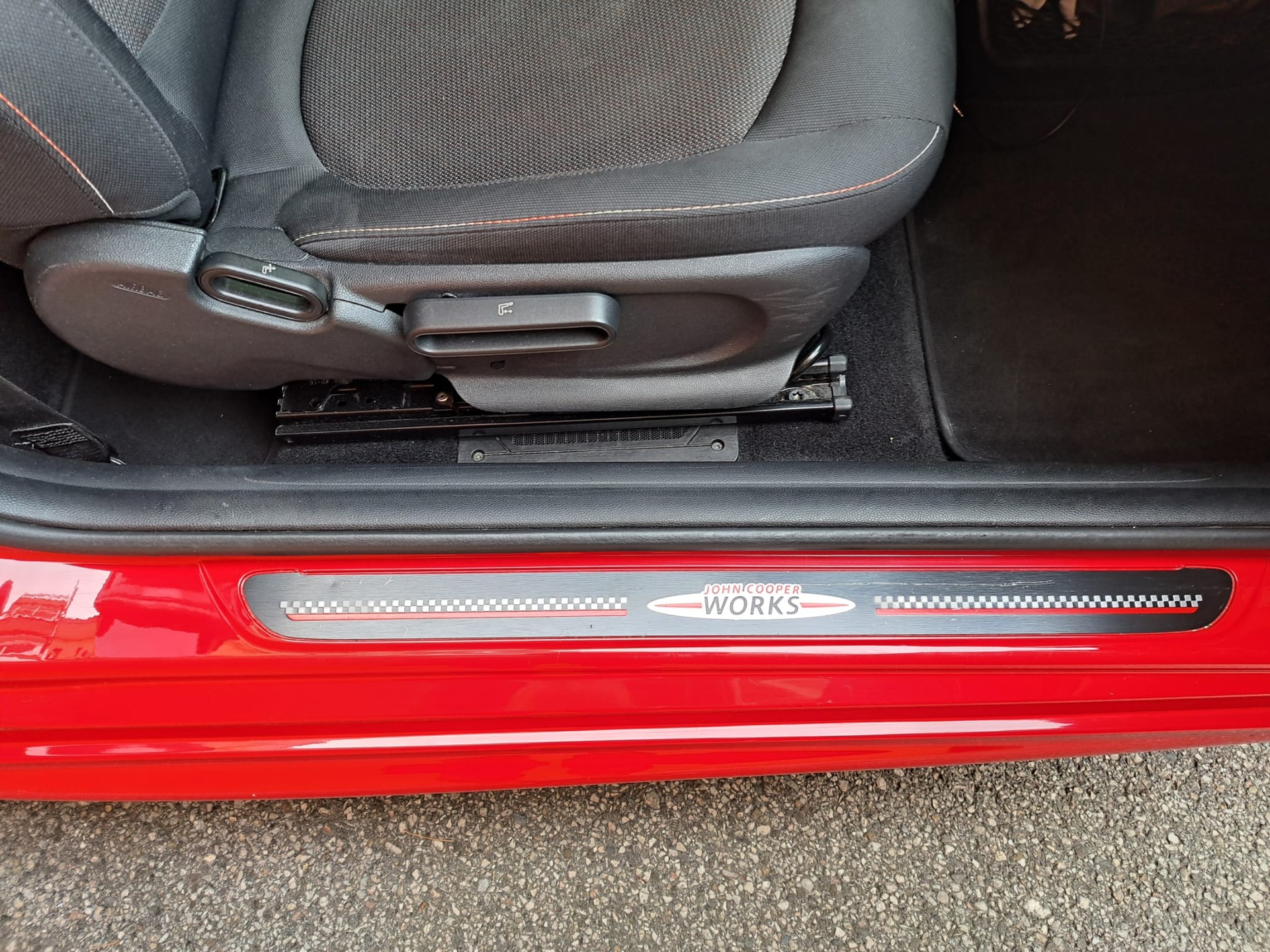 MINI Cooper-image-4
