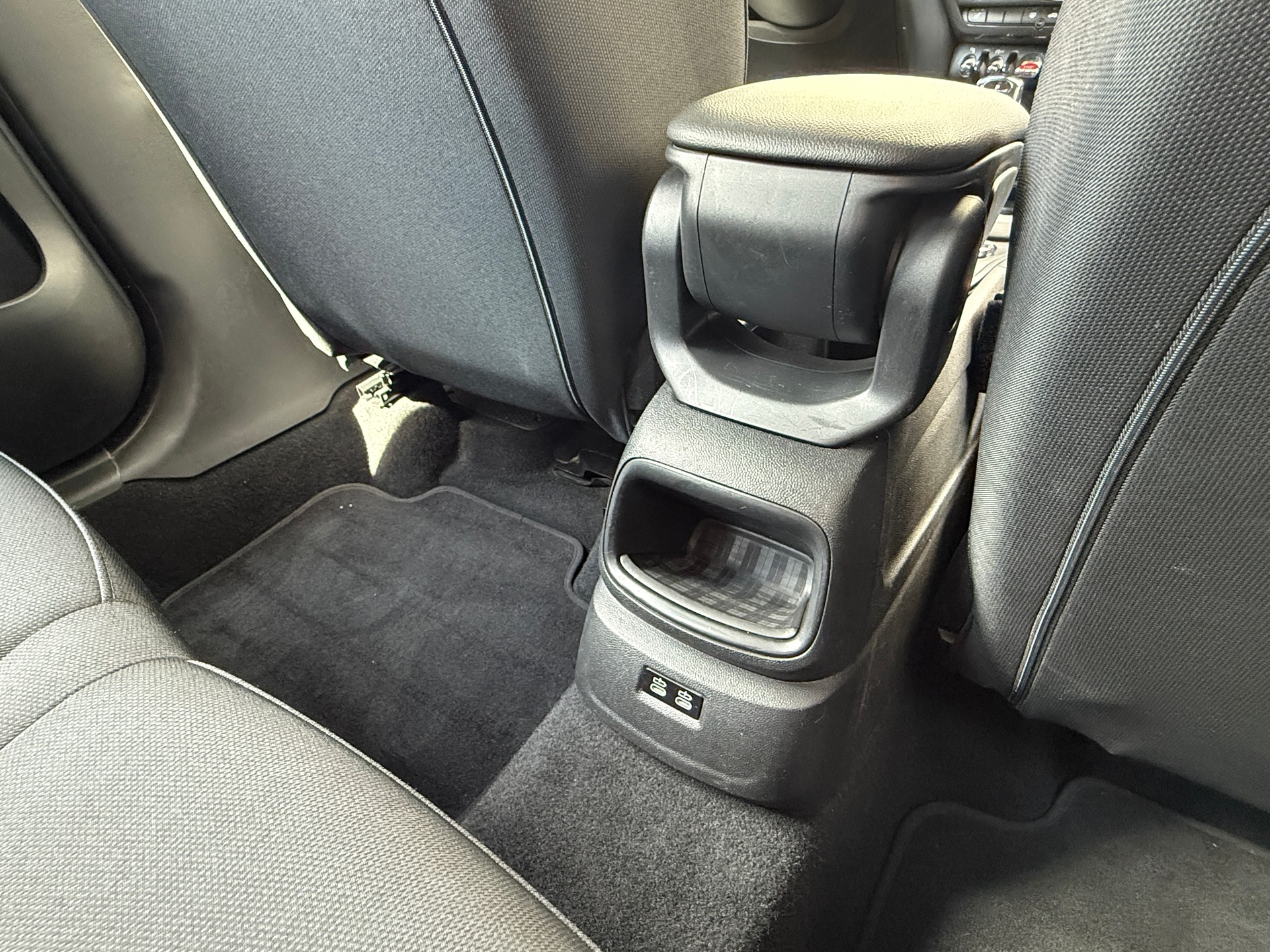 MINI Countryman Cooper ALL4 Steptronic-image-22